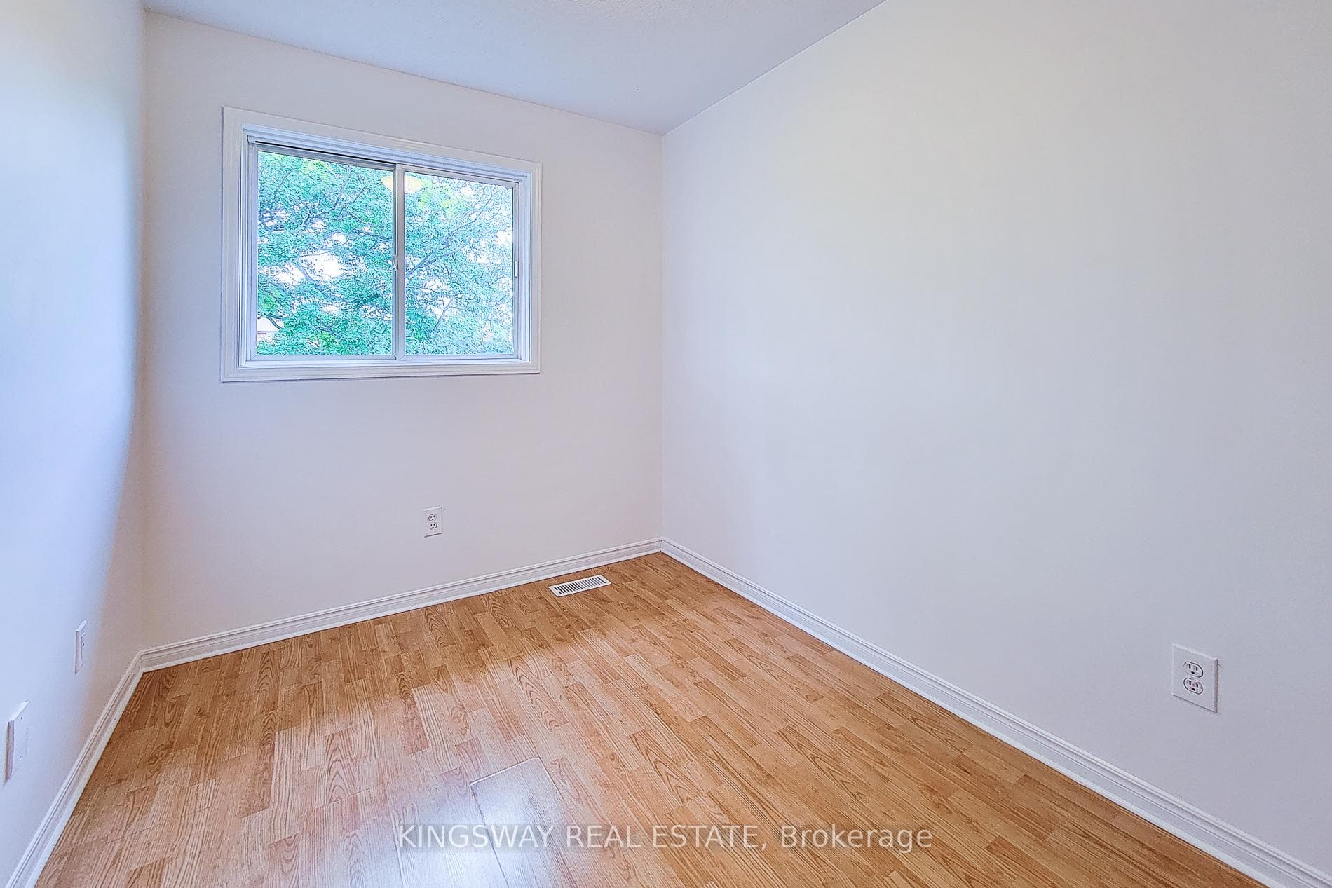 384 Limeridge Road Unit 10 photo 28