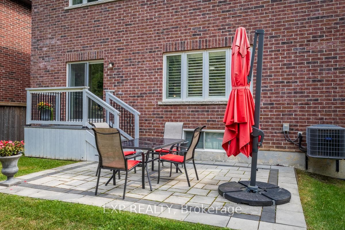 36 Secinaro Avenue photo 27