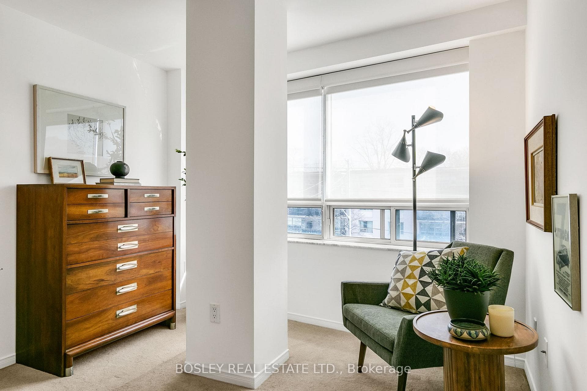 1818 Bayview Avenue Unit 405 photo 42
