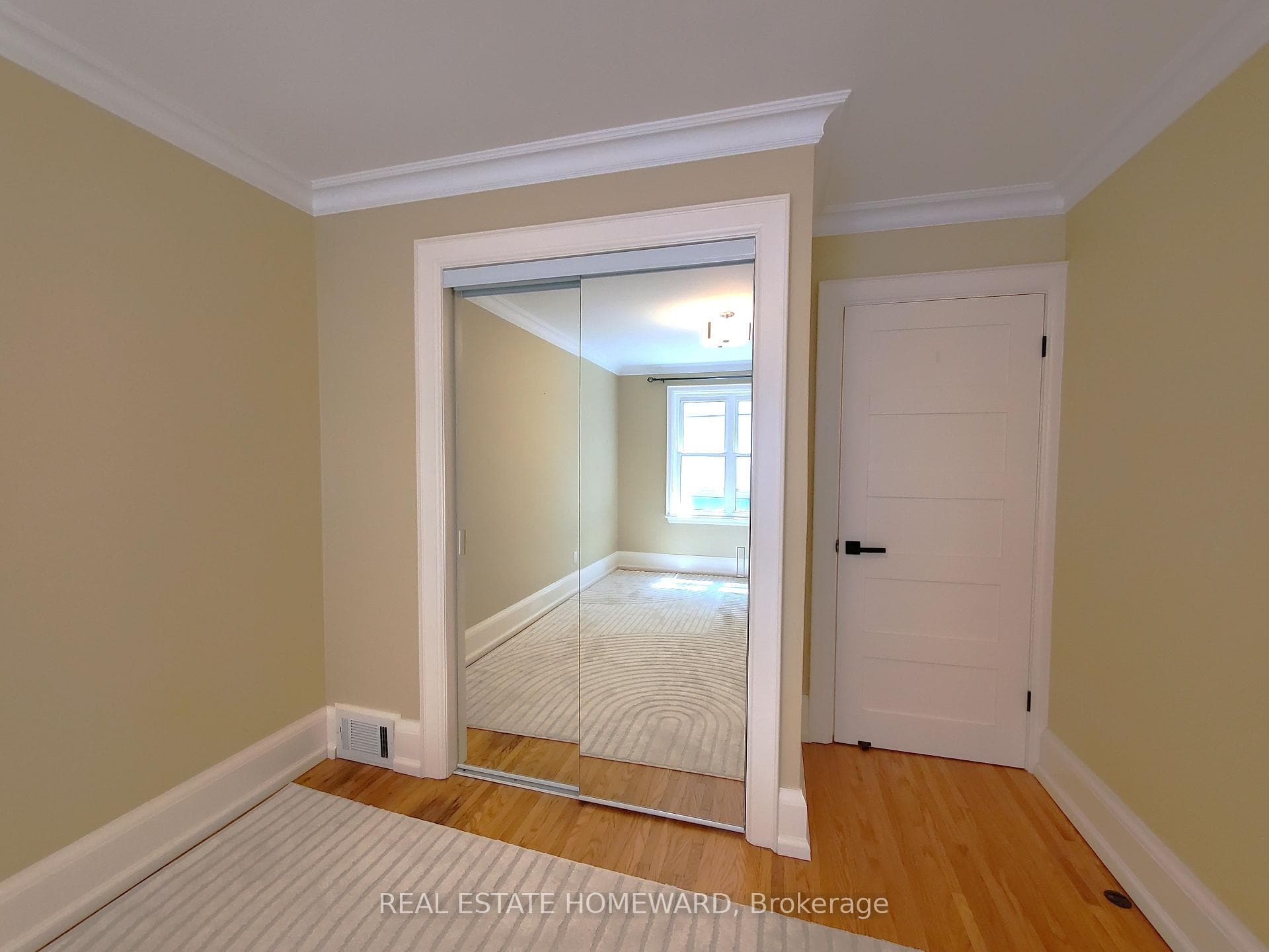 21 Love Crescent Unit Main Floor photo 29