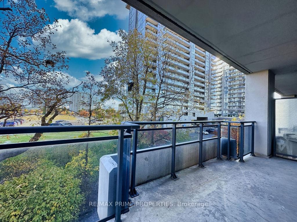 85 North Park Road Unit 205 photo 14