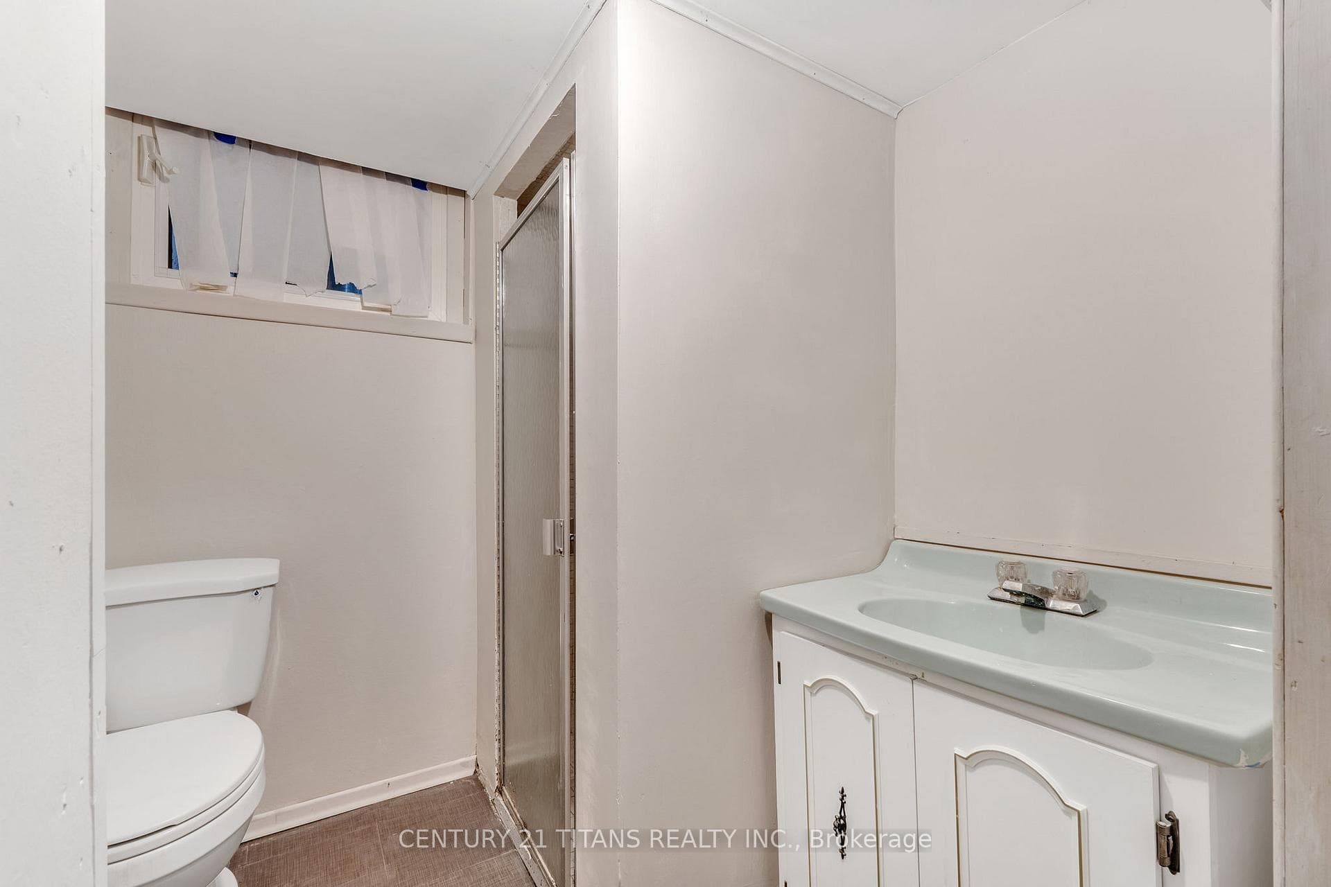 48 Merrian Road photo 28
