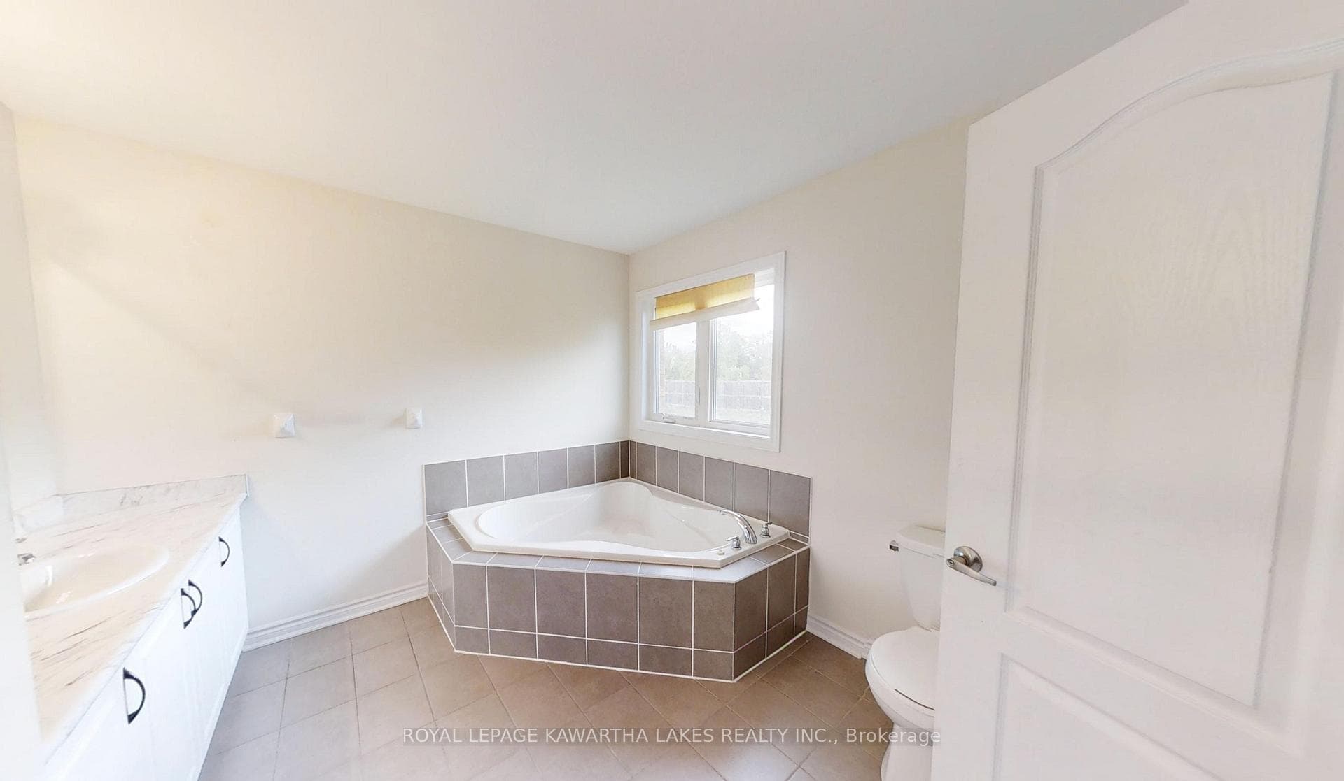 70 Terry Clayton Avenue photo 22