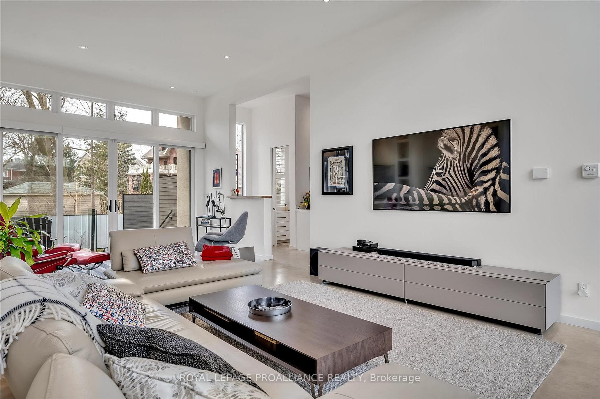 51 Benson Avenue photo 11