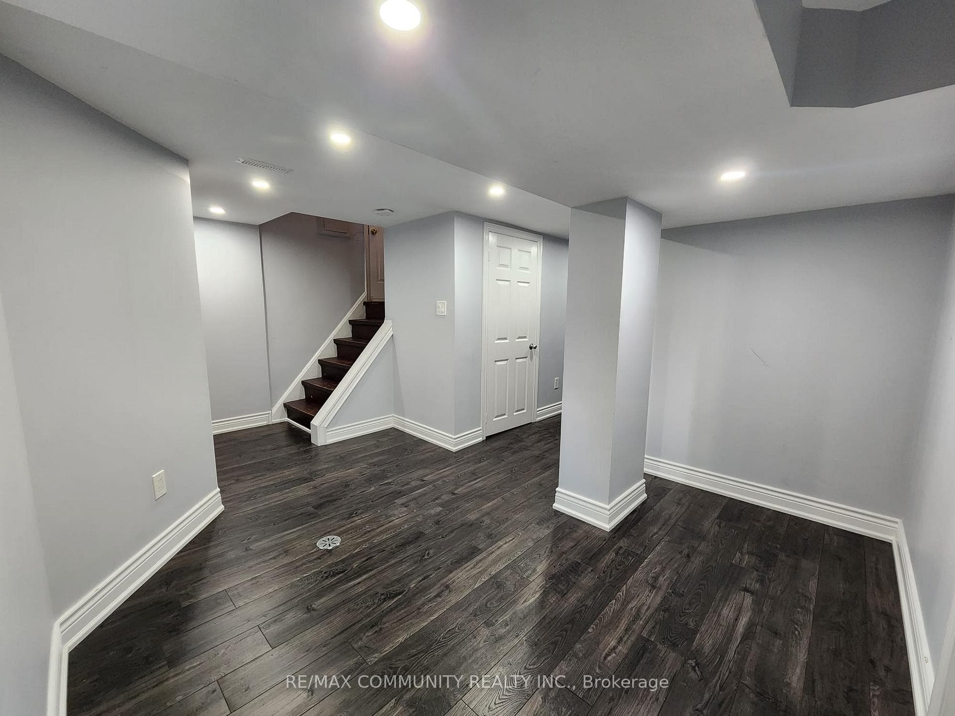 60 Gully Drive Unit Bsmt photo 8