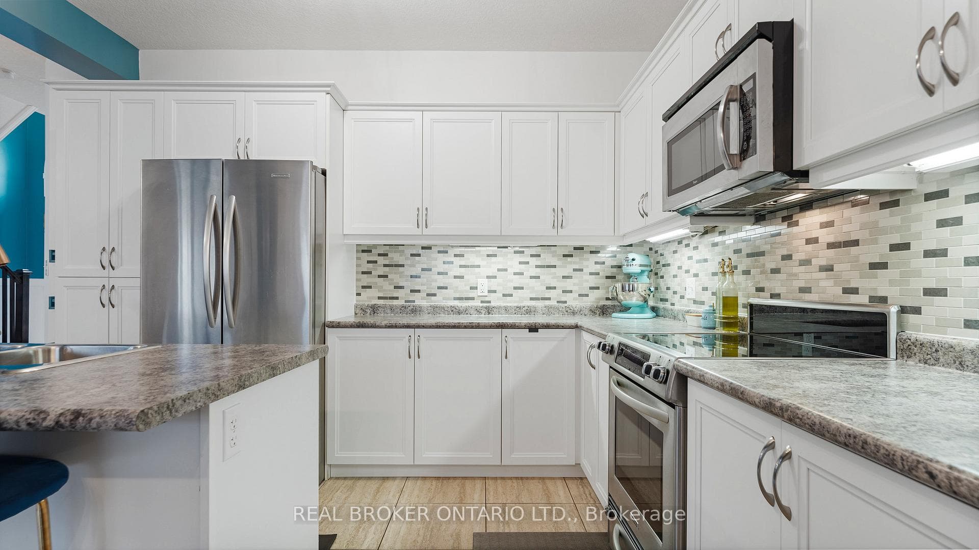 211 Maple Bush Drive photo 11