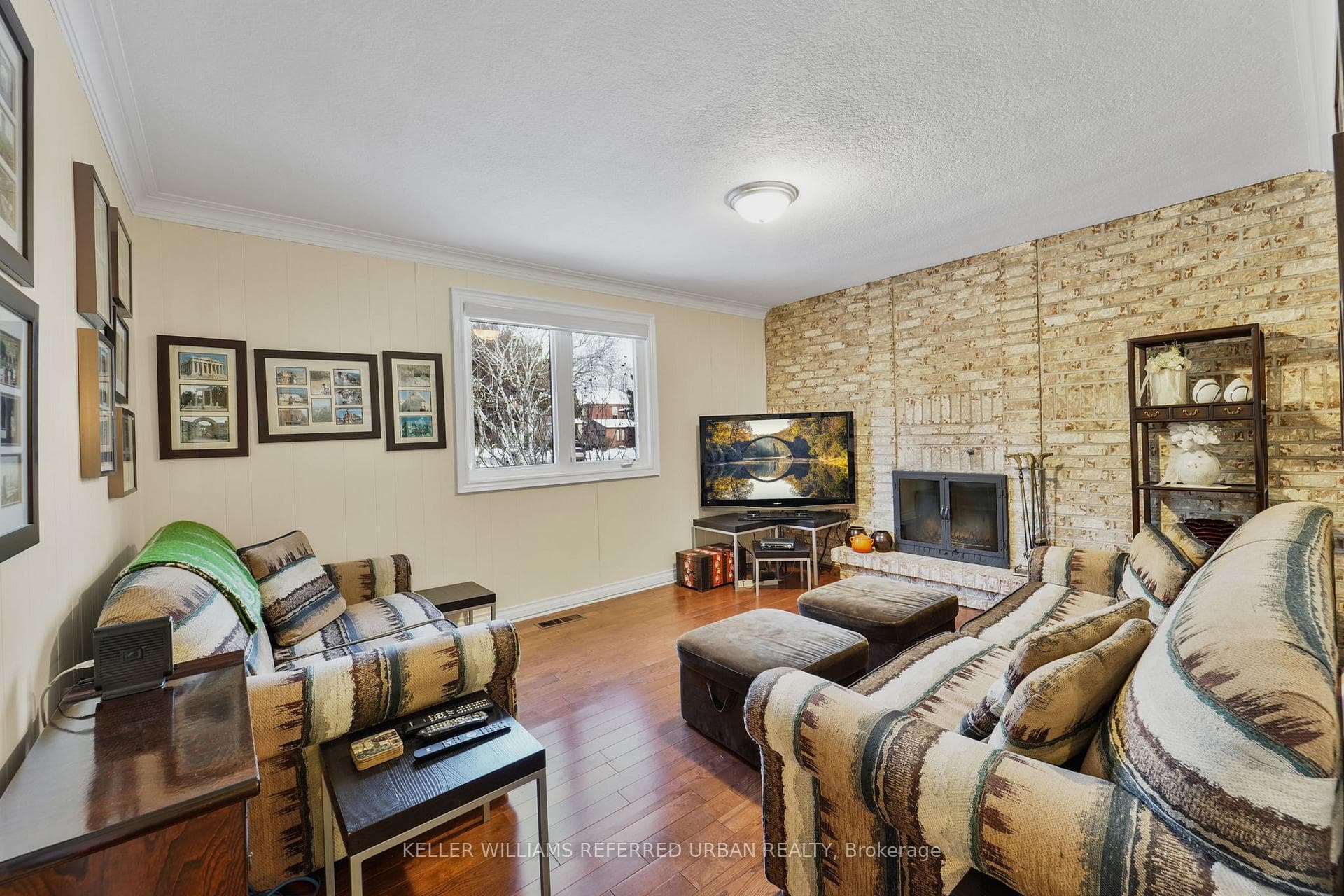 352 Ellerslie Avenue photo 16