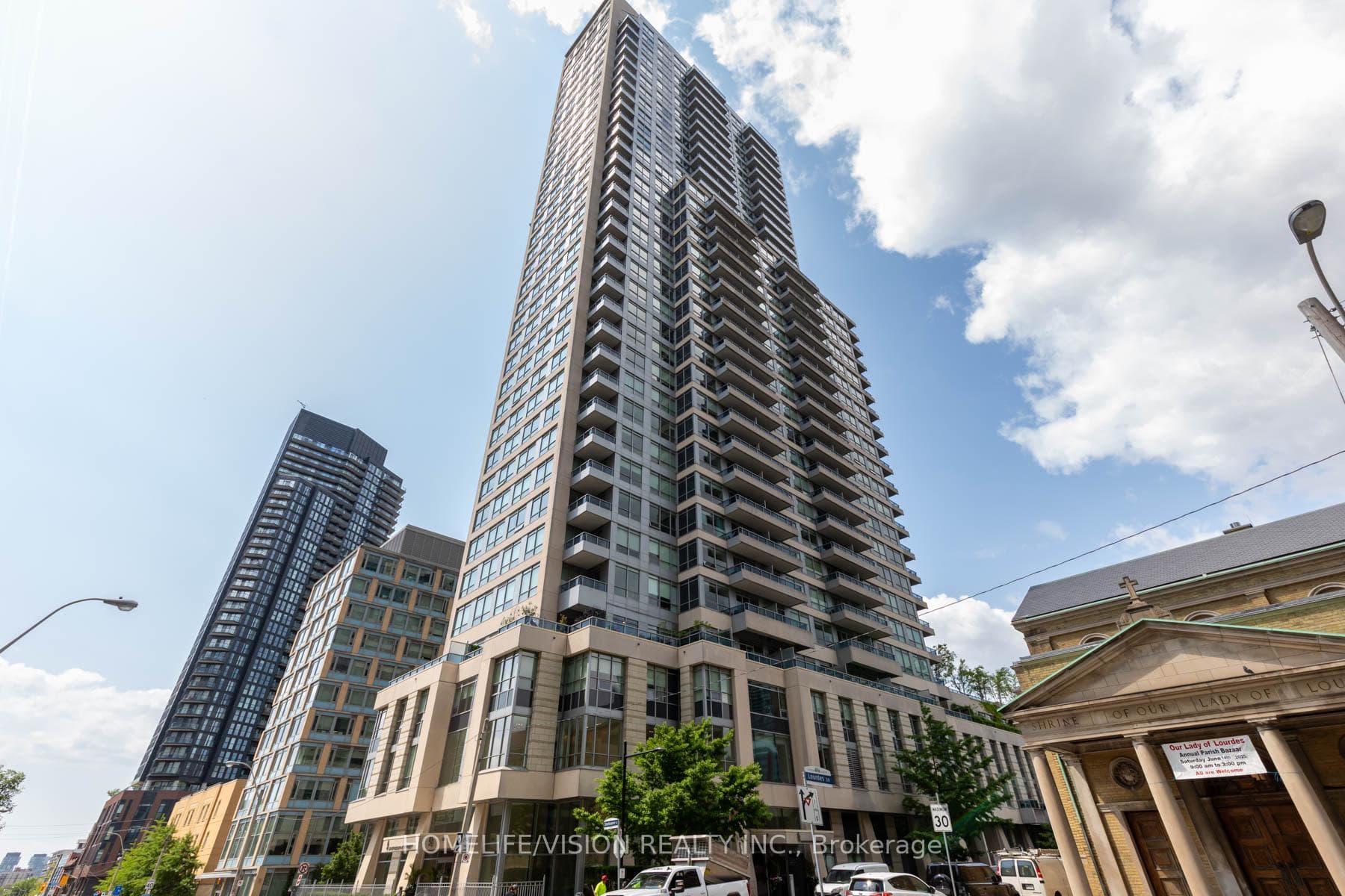 500 Sherbourne Street Unit 511 photo 1