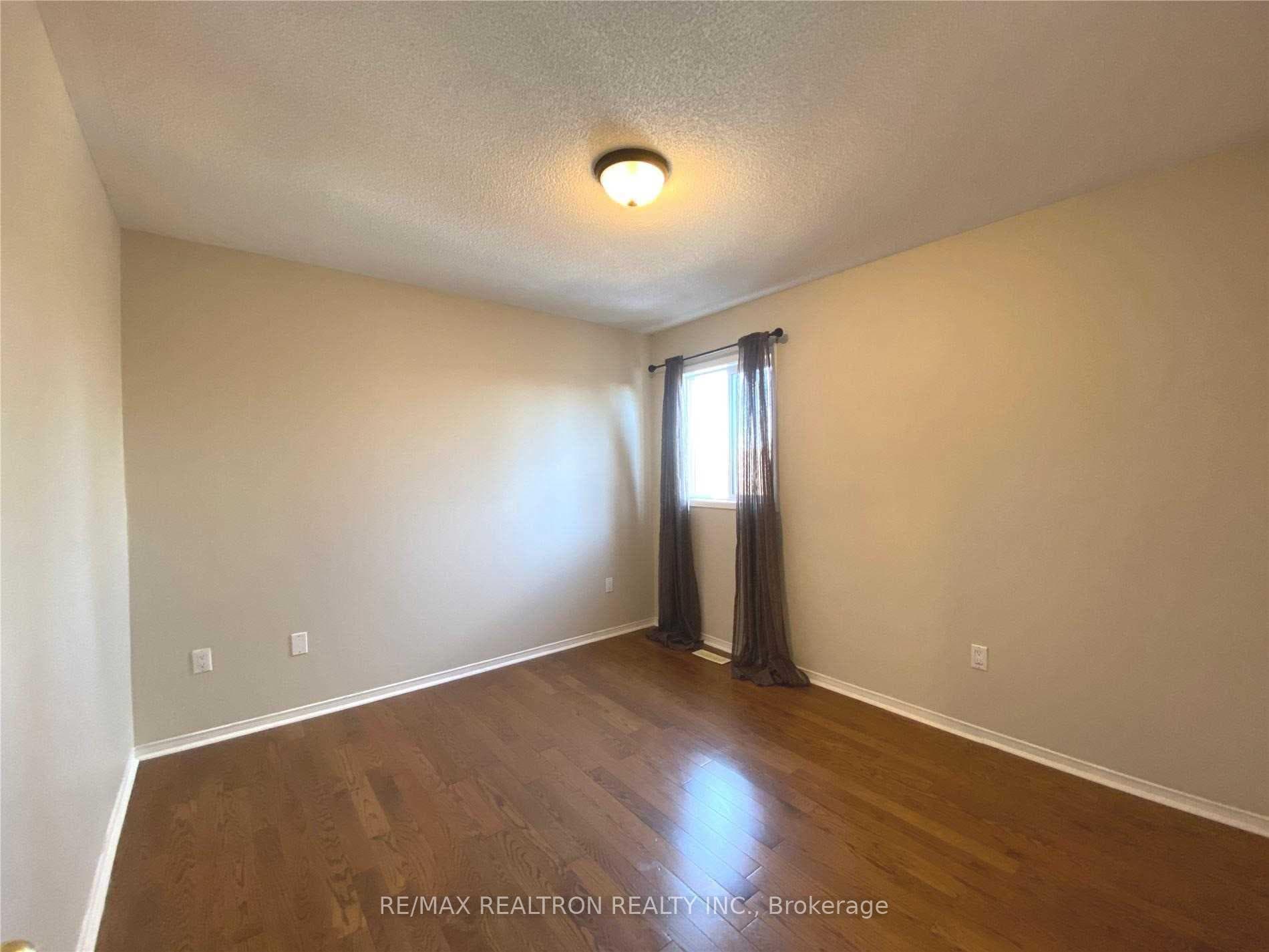 83 Gartshore Drive photo 23