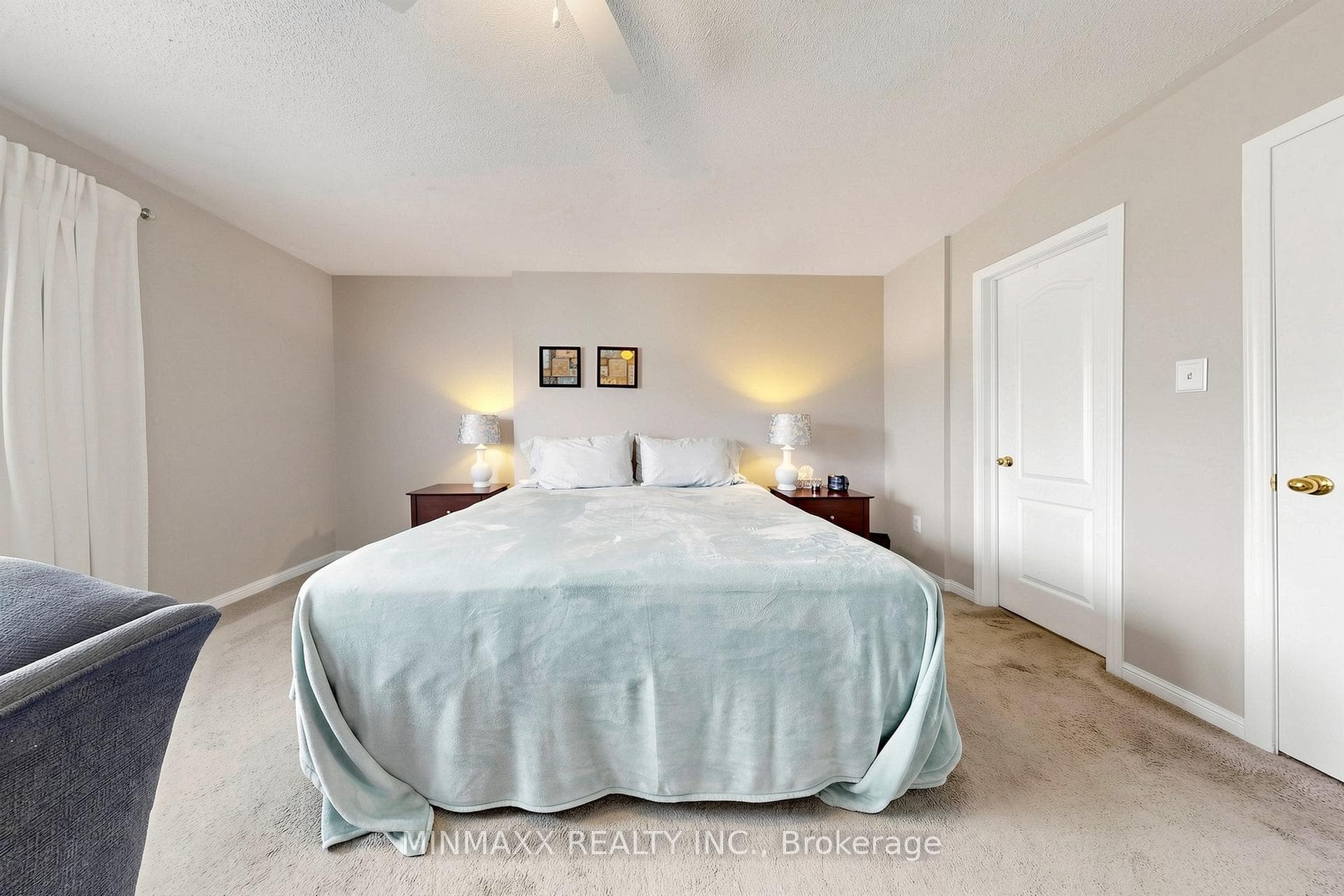 1164 CHAPMAN Crescent photo 19