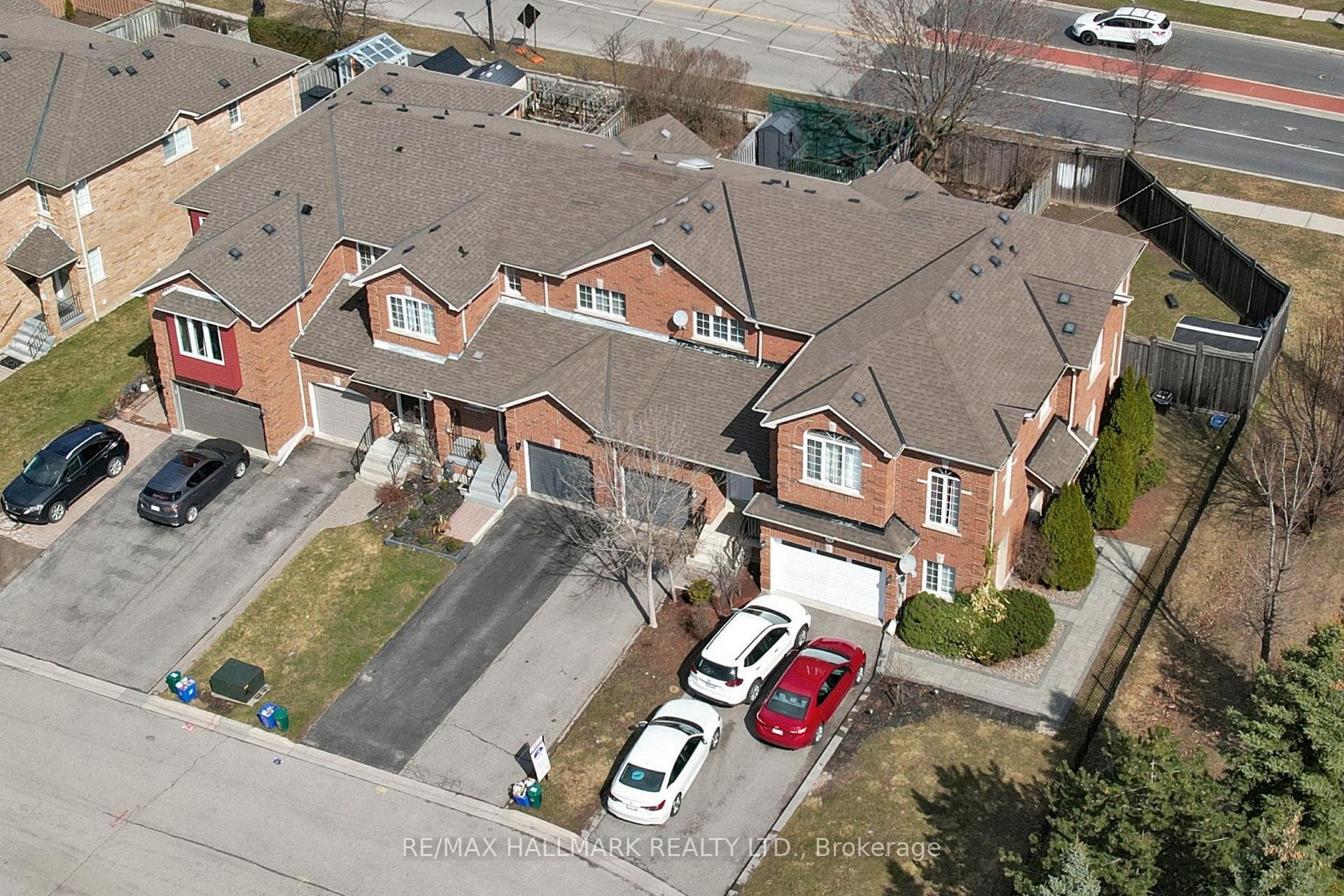 536 Rourke Place photo 30