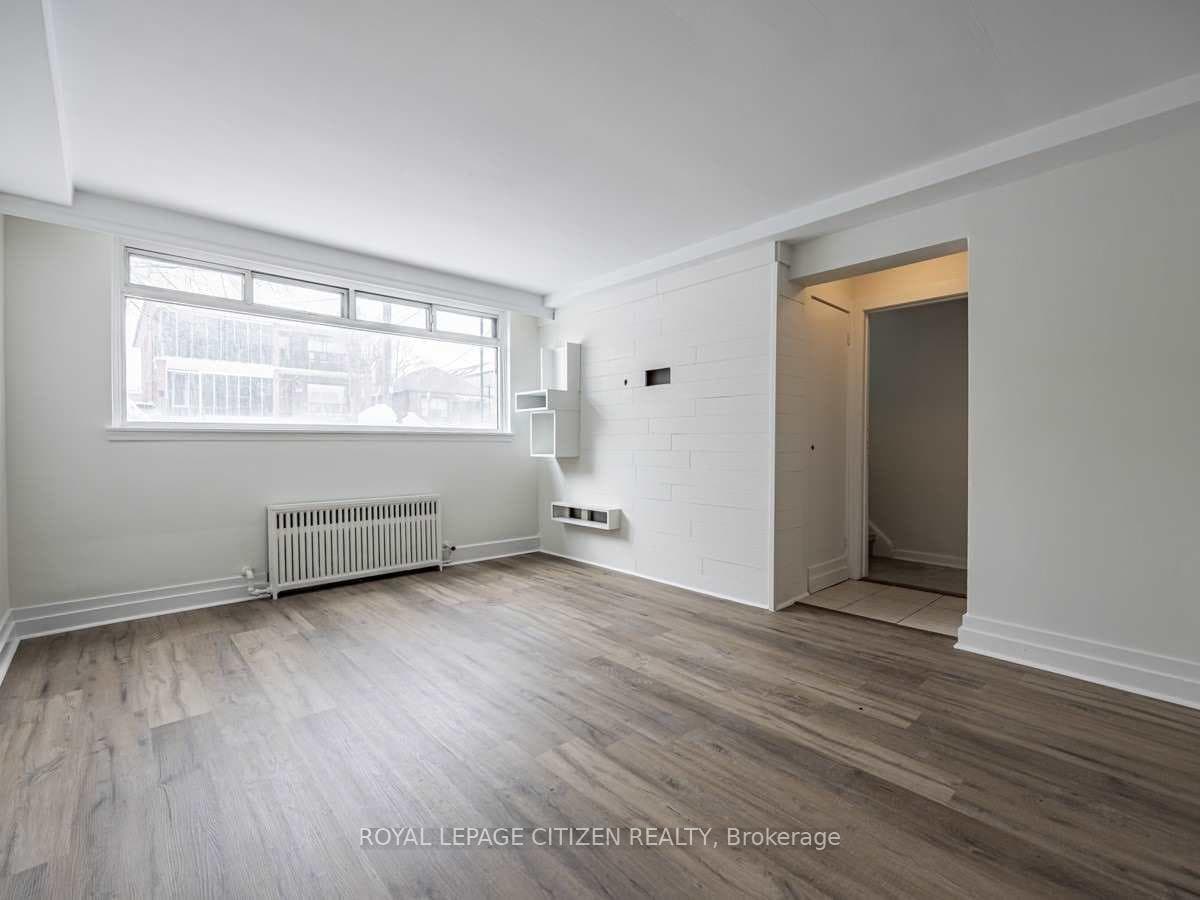 17 Bayliss Lower Level Avenue photo 3