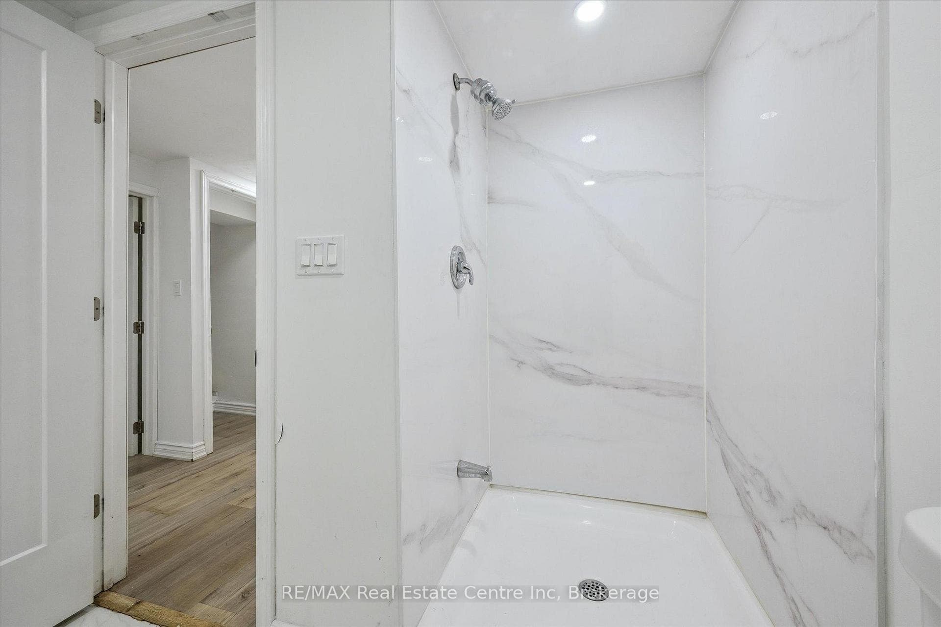 72 Ferndale Avenue photo 20