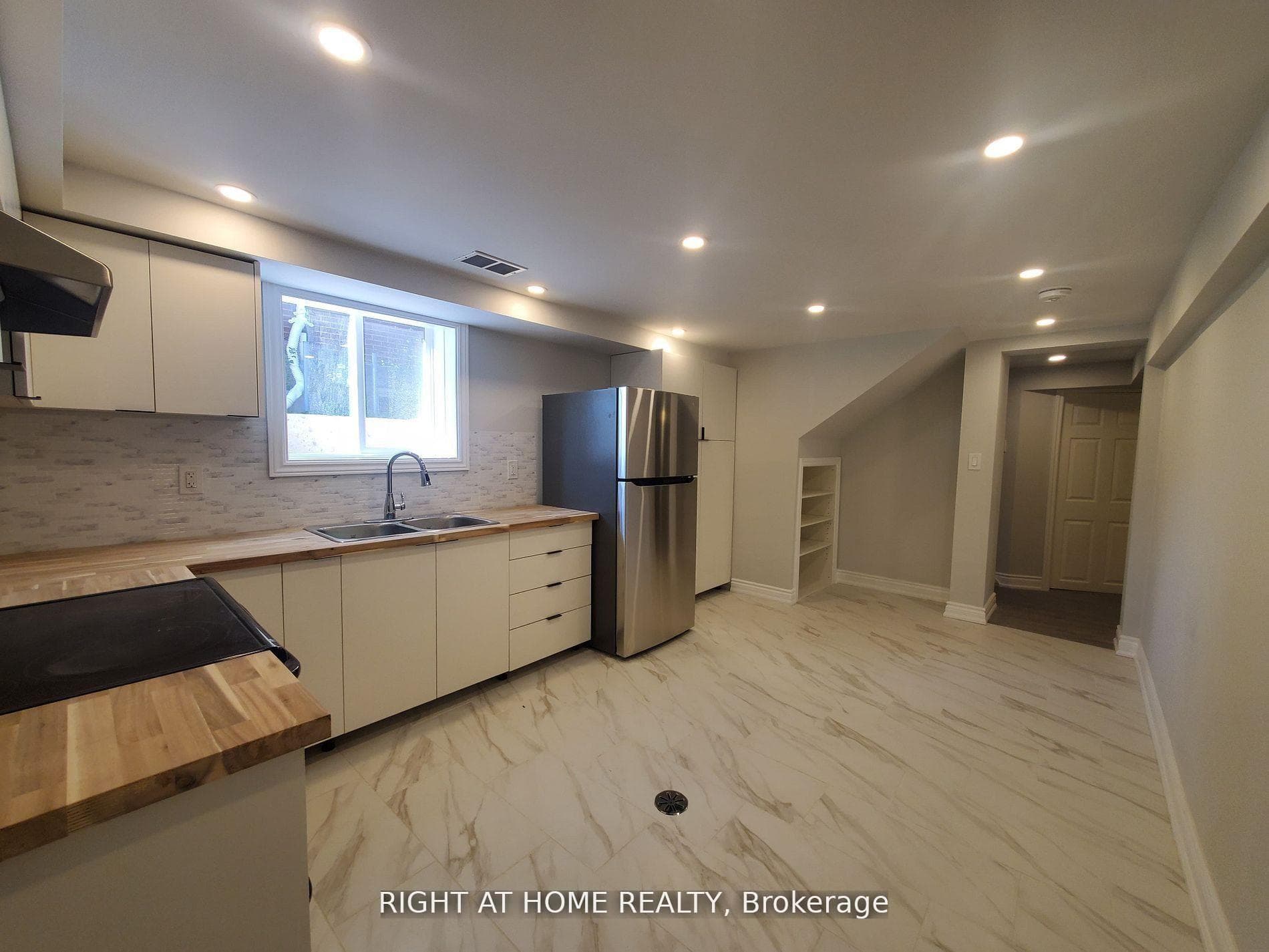 214 Kenilworth Avenue Unit Basement photo 19