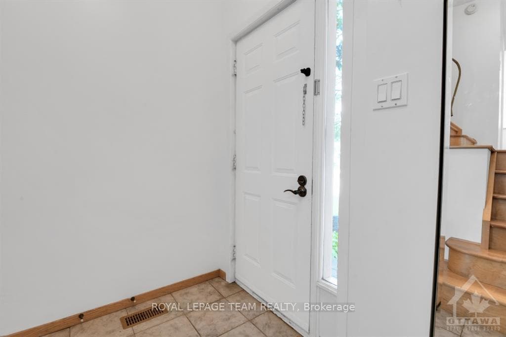 12 HOMESTEAD Street photo 4