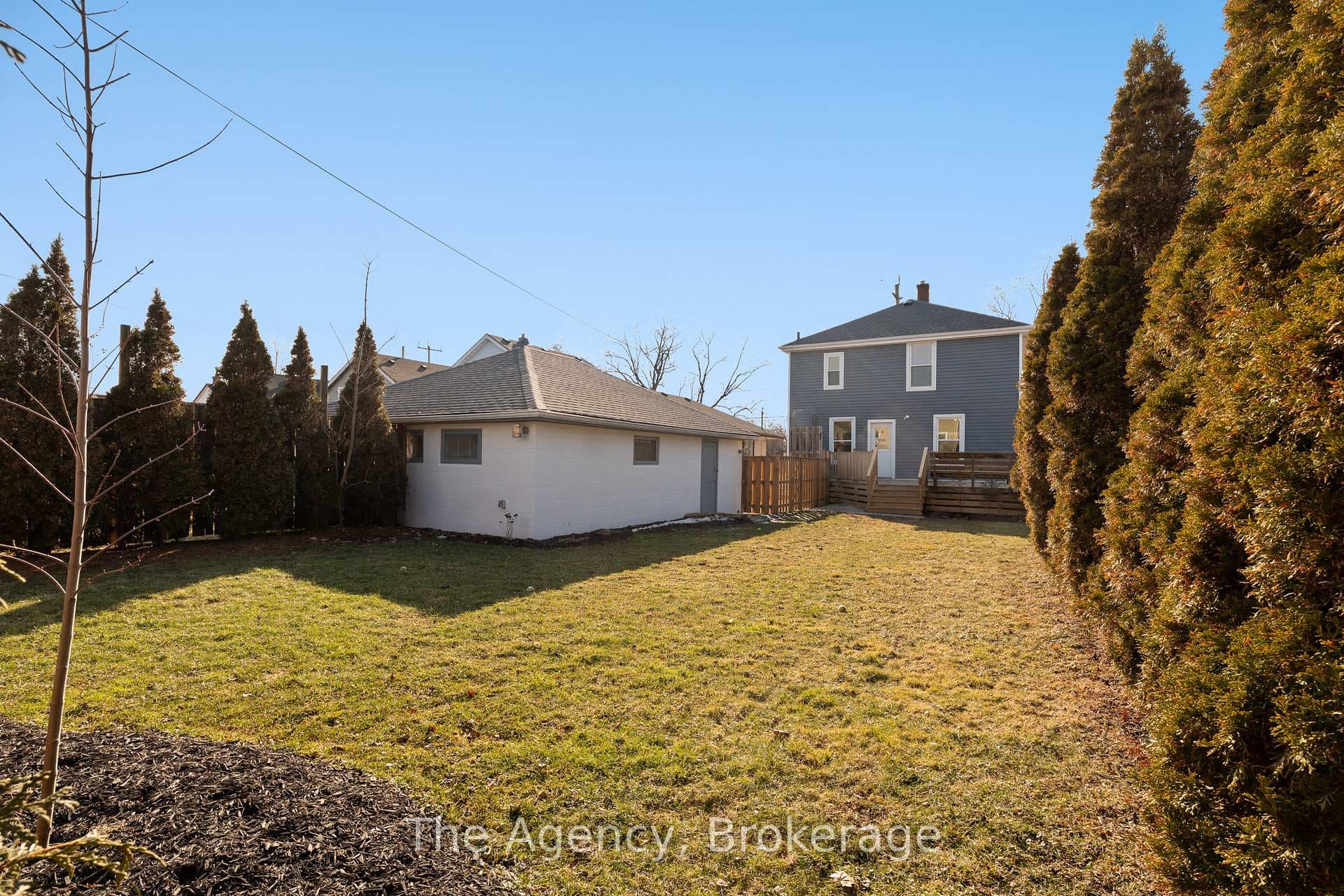 443 Davis Street photo 28