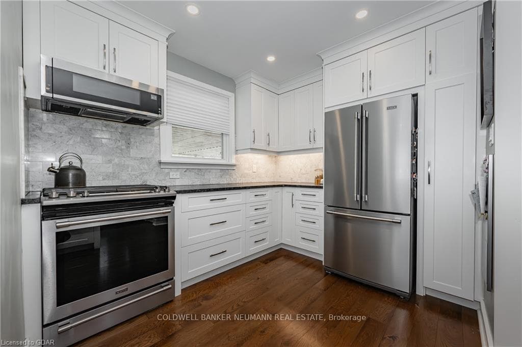2 Glenwood Avenue photo 12