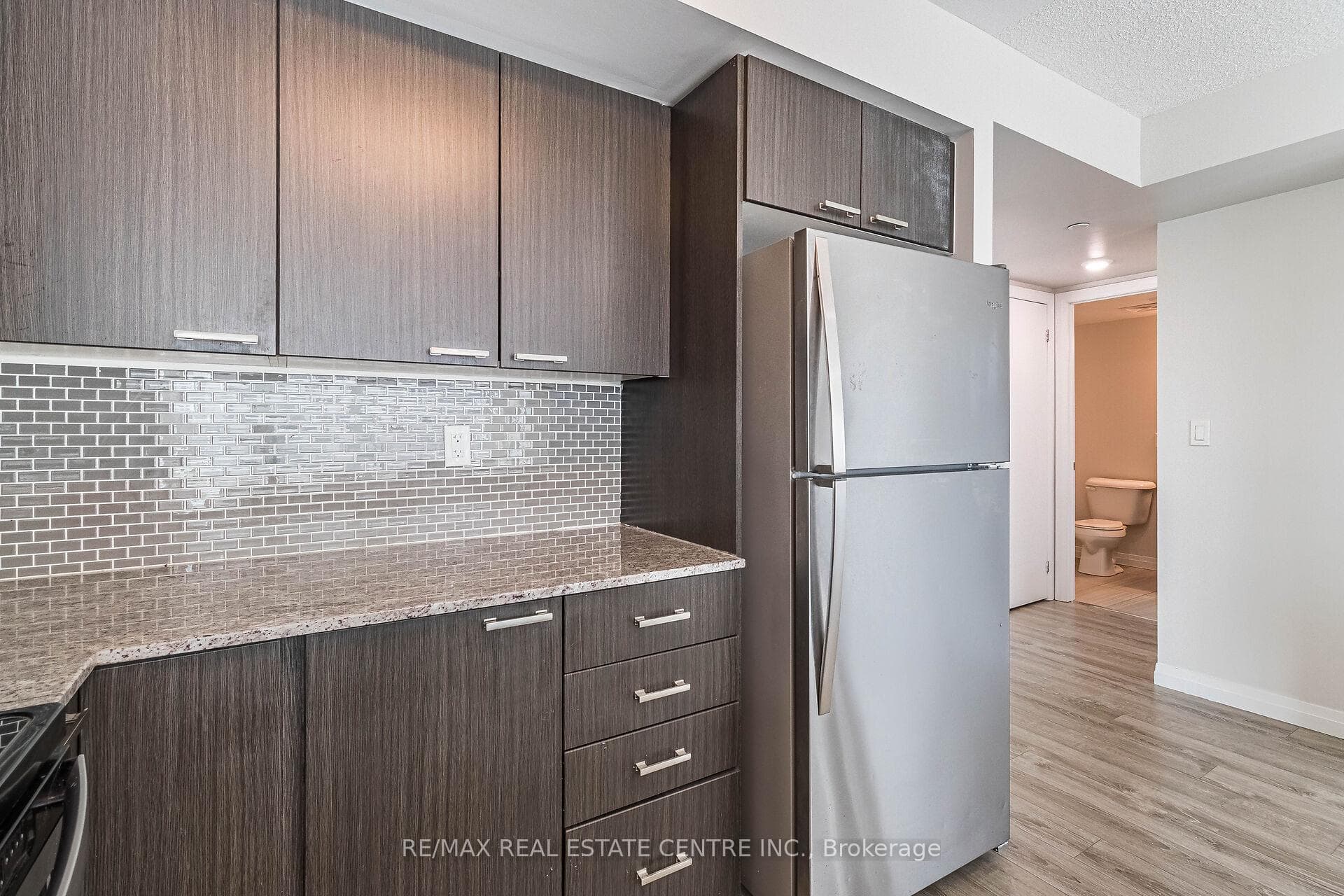 2152 Lawrence Avenue Unit 608 photo 24