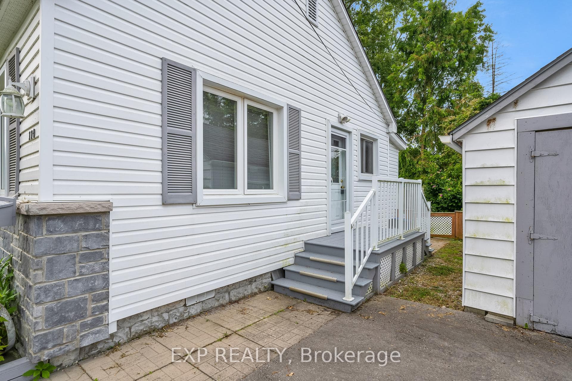 110 Fairview Avenue photo 5