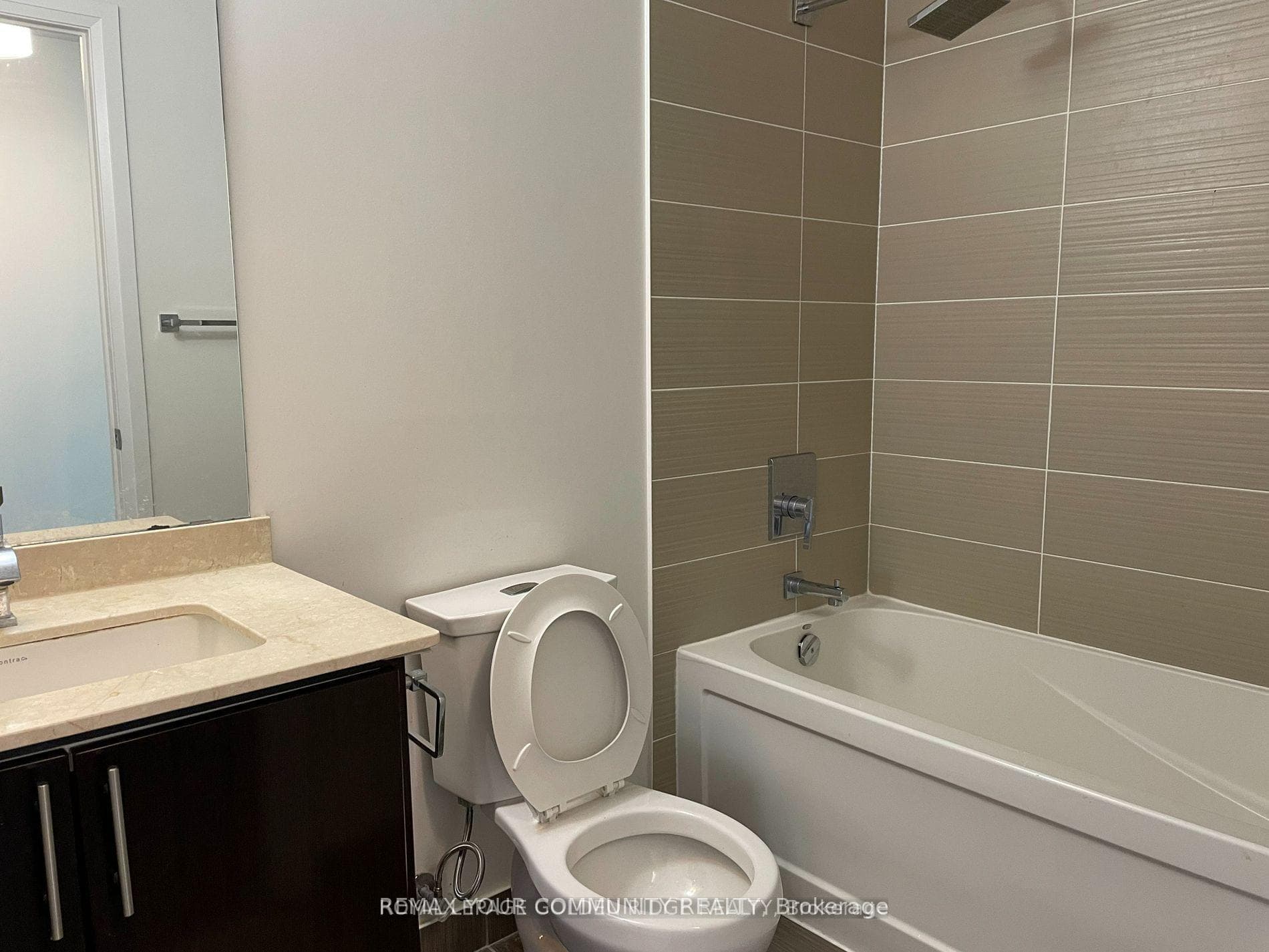 7161 YONGE Street Unit 2231 photo 3