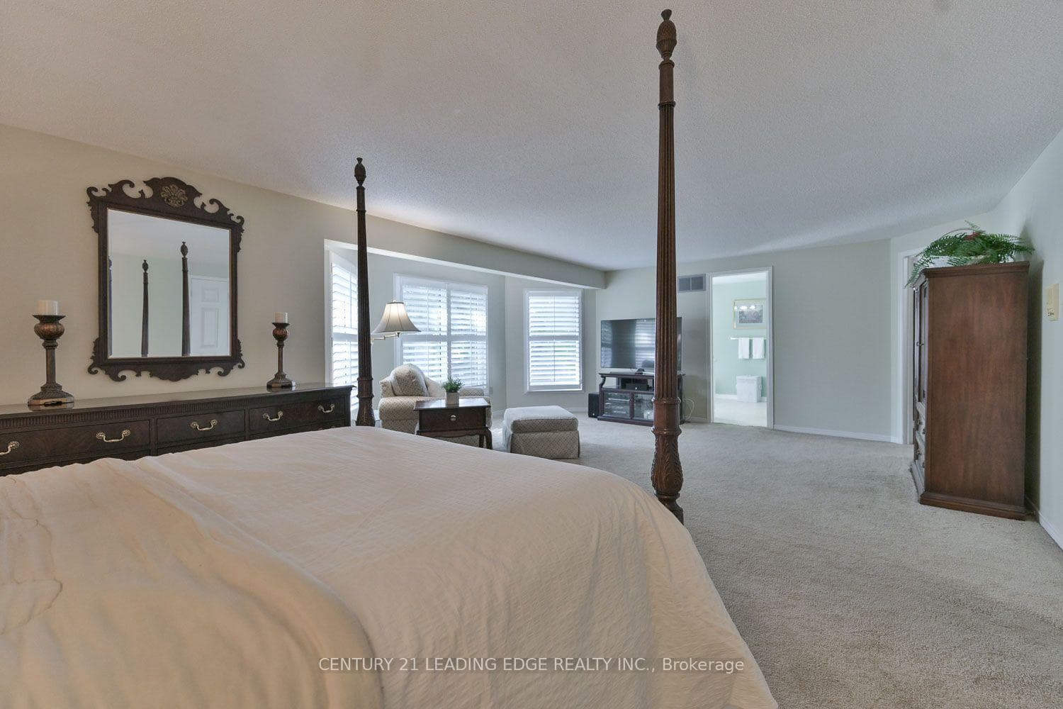 14 Montrose Crescent photo 25
