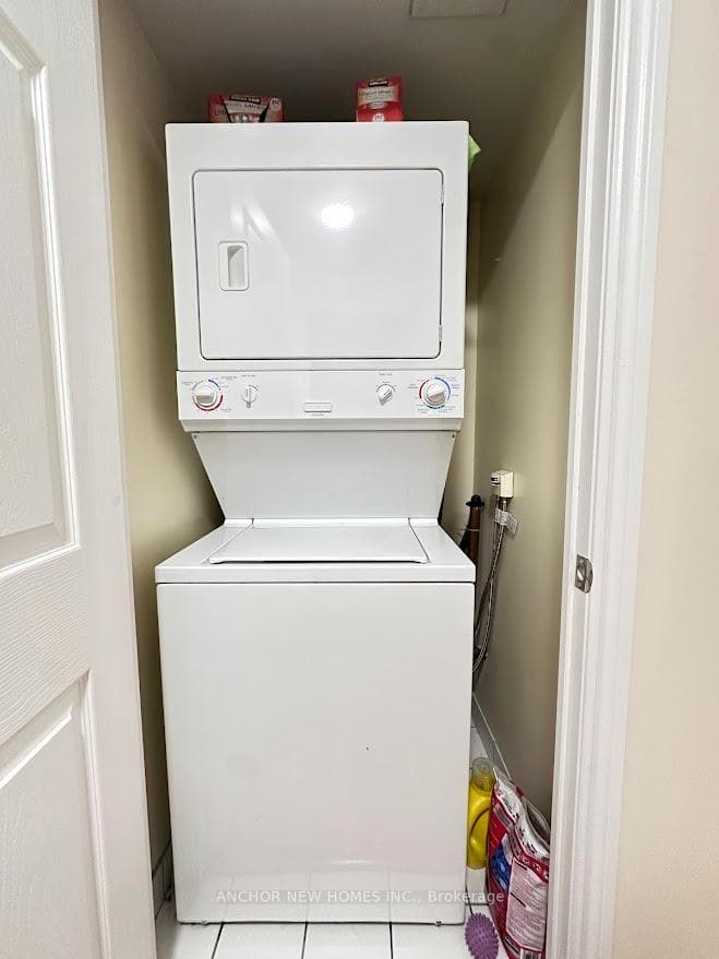 763 Bay Street Unit 4212 photo 19
