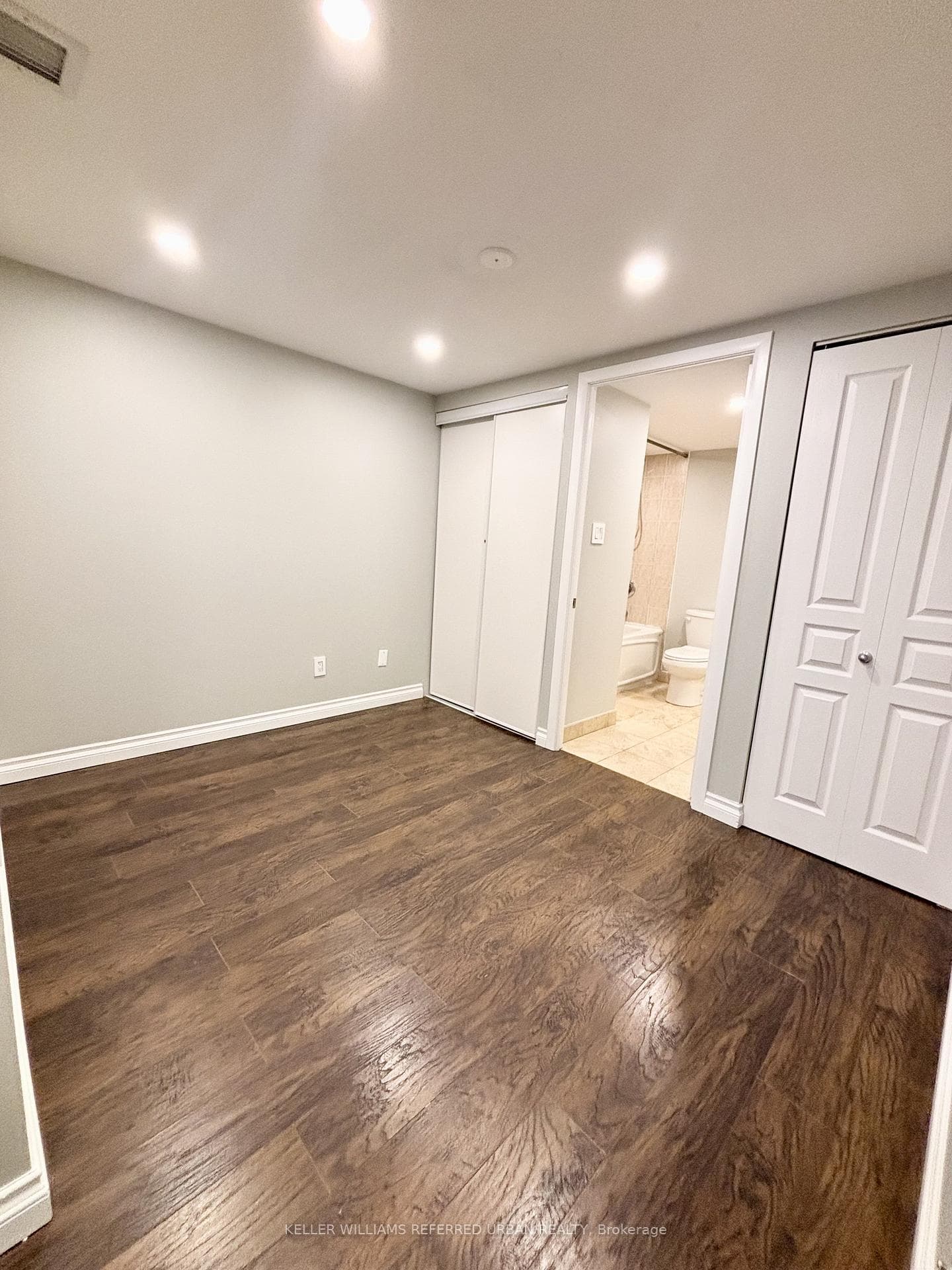 323 Richmond Street Unit 201 photo 12