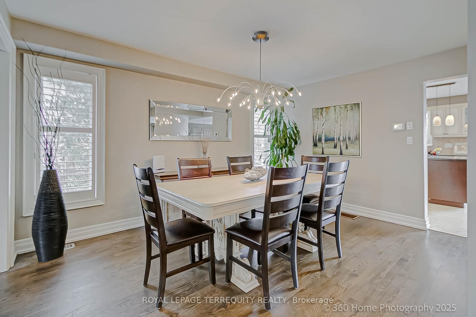 258 Landsbridge Street photo 7
