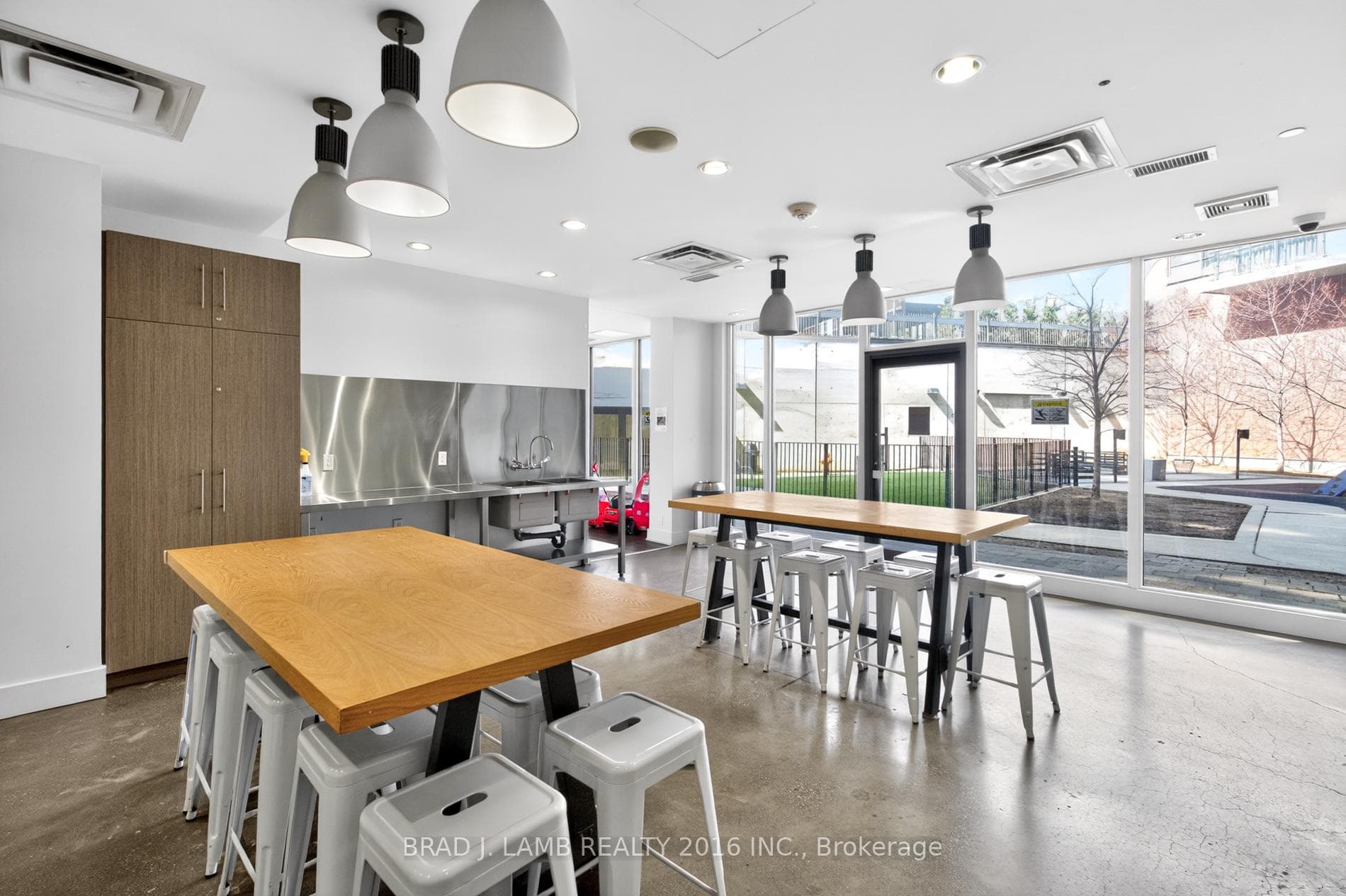 10 Park Lawn Road Unit TH #1 photo 33