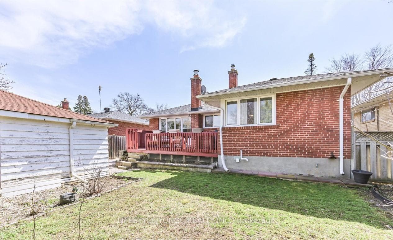 441 Osiris Drive photo 1