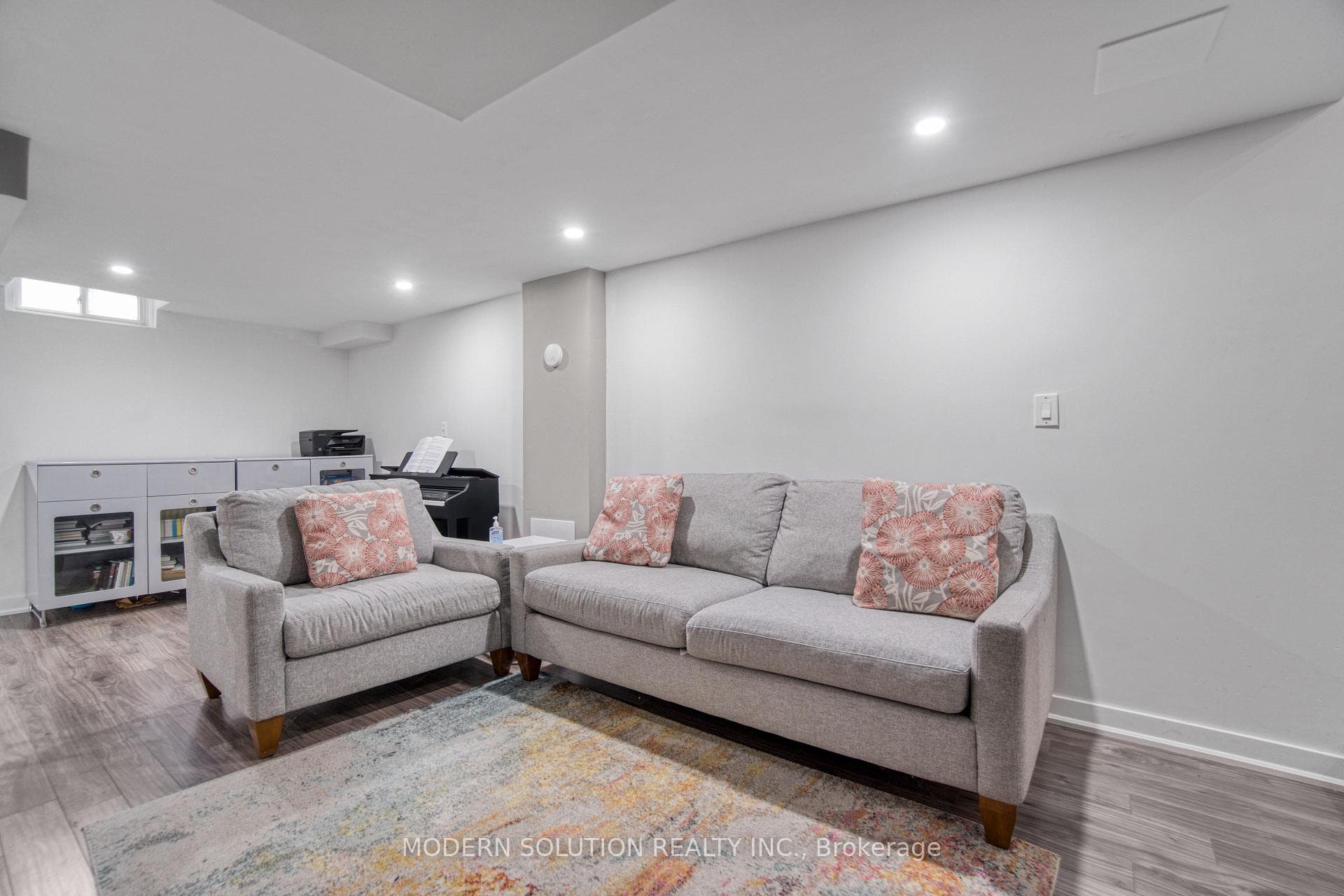 4605 Donegal Drive Unit 17 photo 34