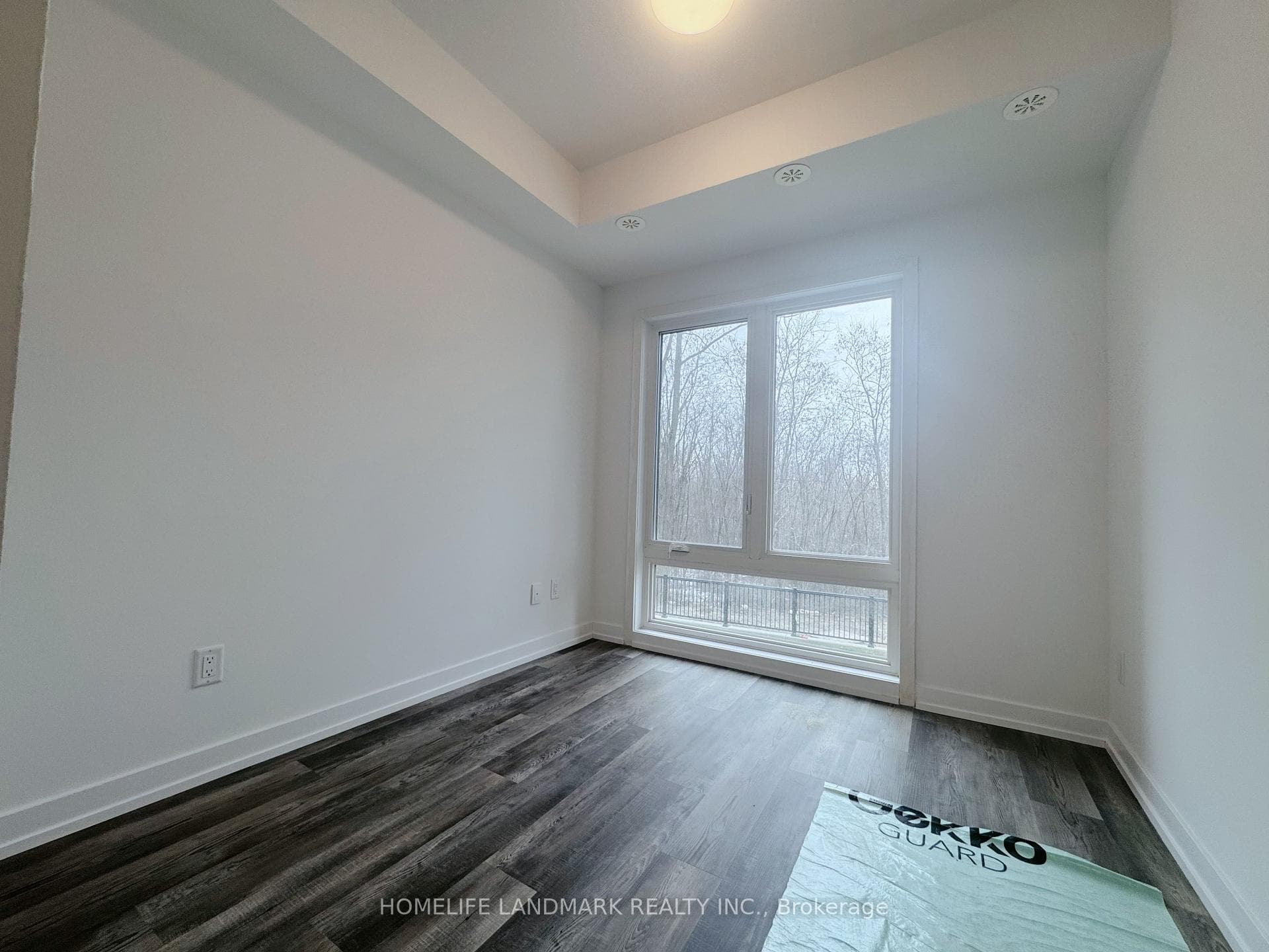5 Bancroft Lane Unit 307 photo 9