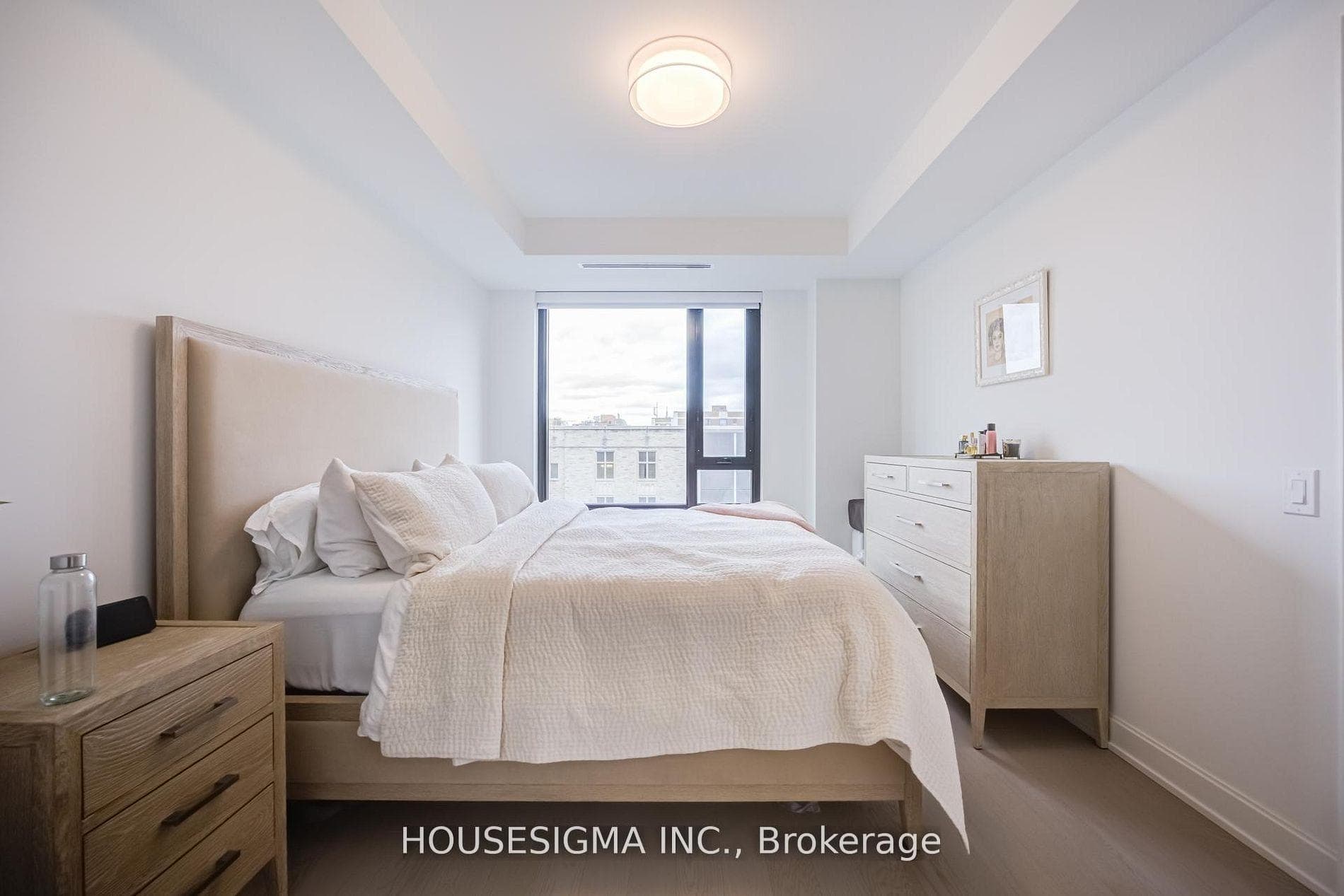 1 Strathgowan Avenue Unit 406 photo 33