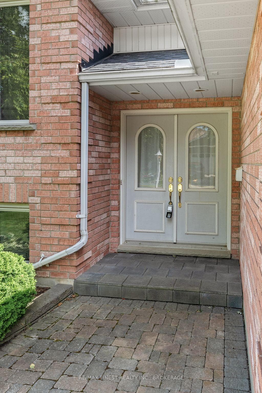 9 FORCHUK Crescent photo 3