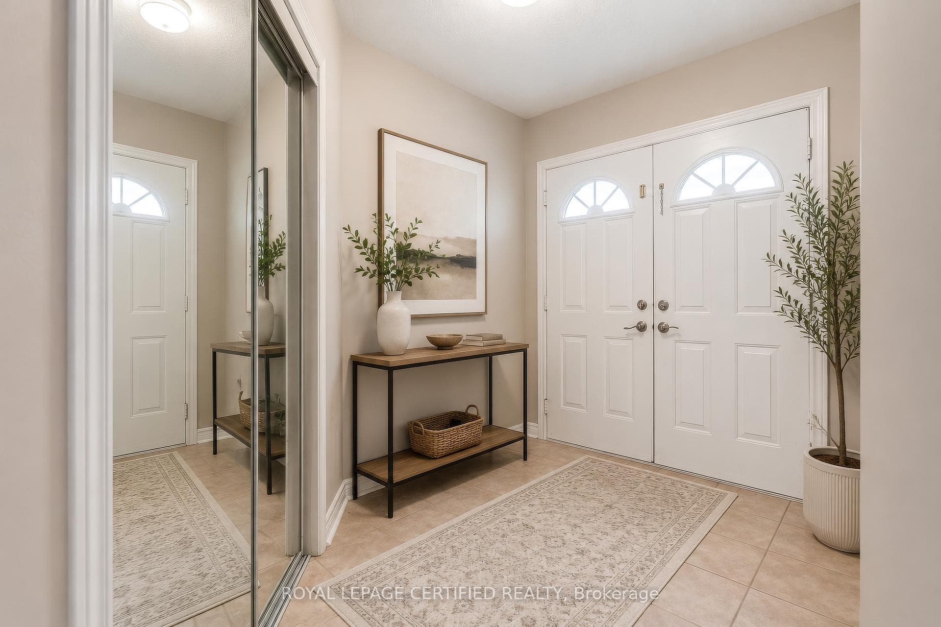 7177 Village Walk photo 3