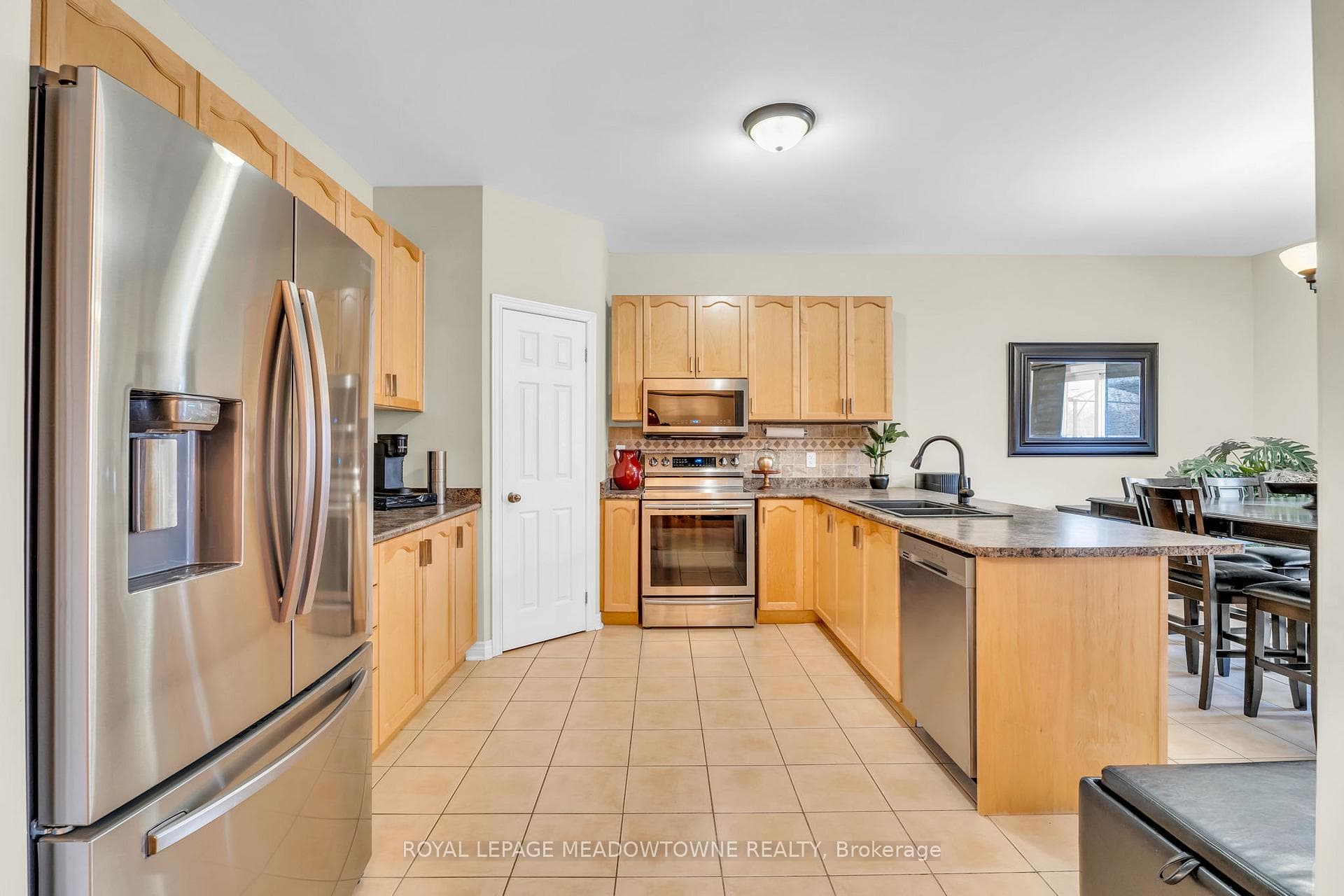 64 Spotted Owl Crescent photo 16