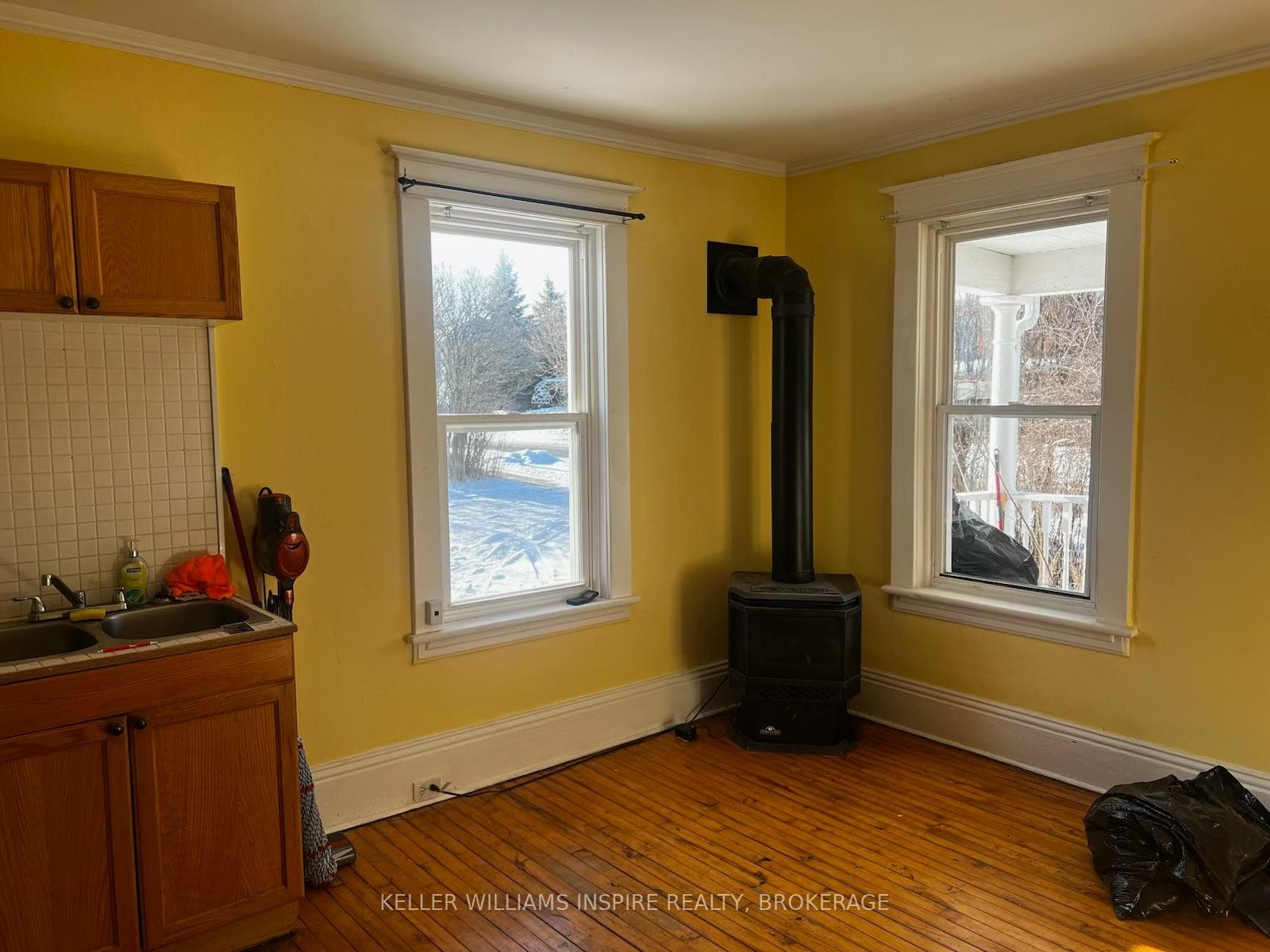8 Main Street Unit B photo 4