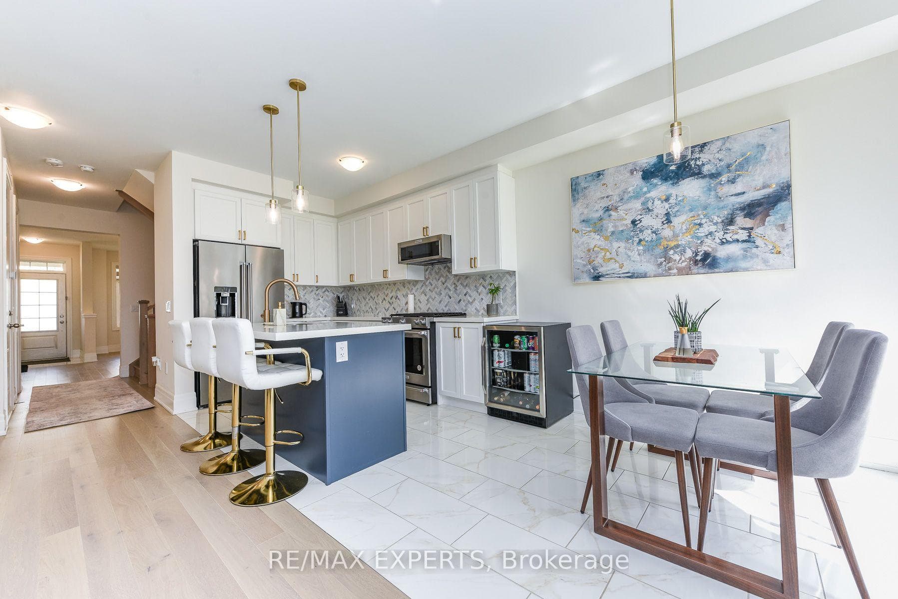 43 Grassbank Road photo 16