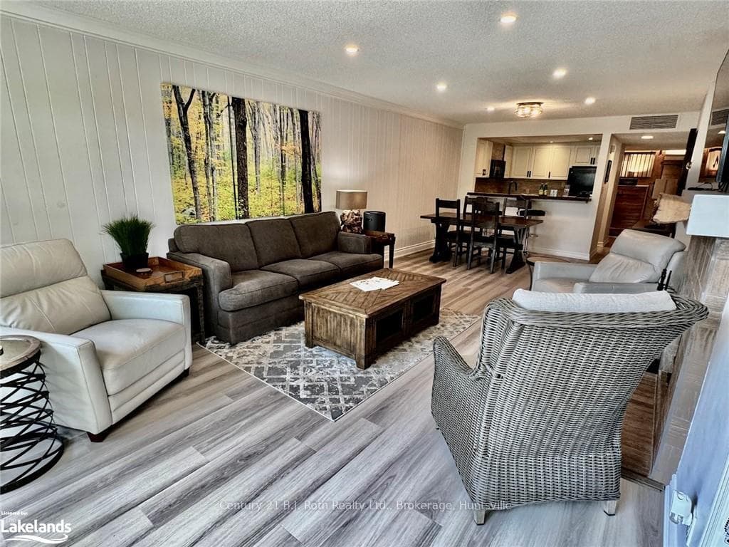 1011 GRANDVIEW HILLTOP Drive photo 14