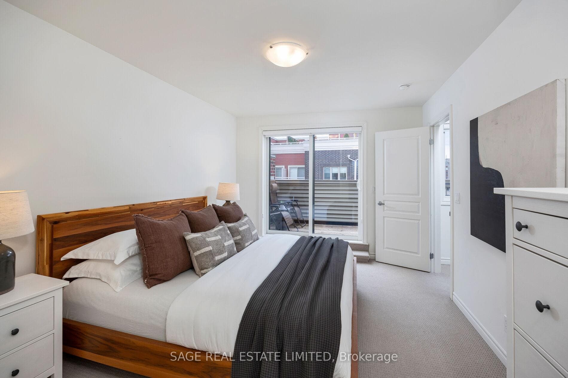 80 Eastwood Park Gardens Unit 9 photo 24