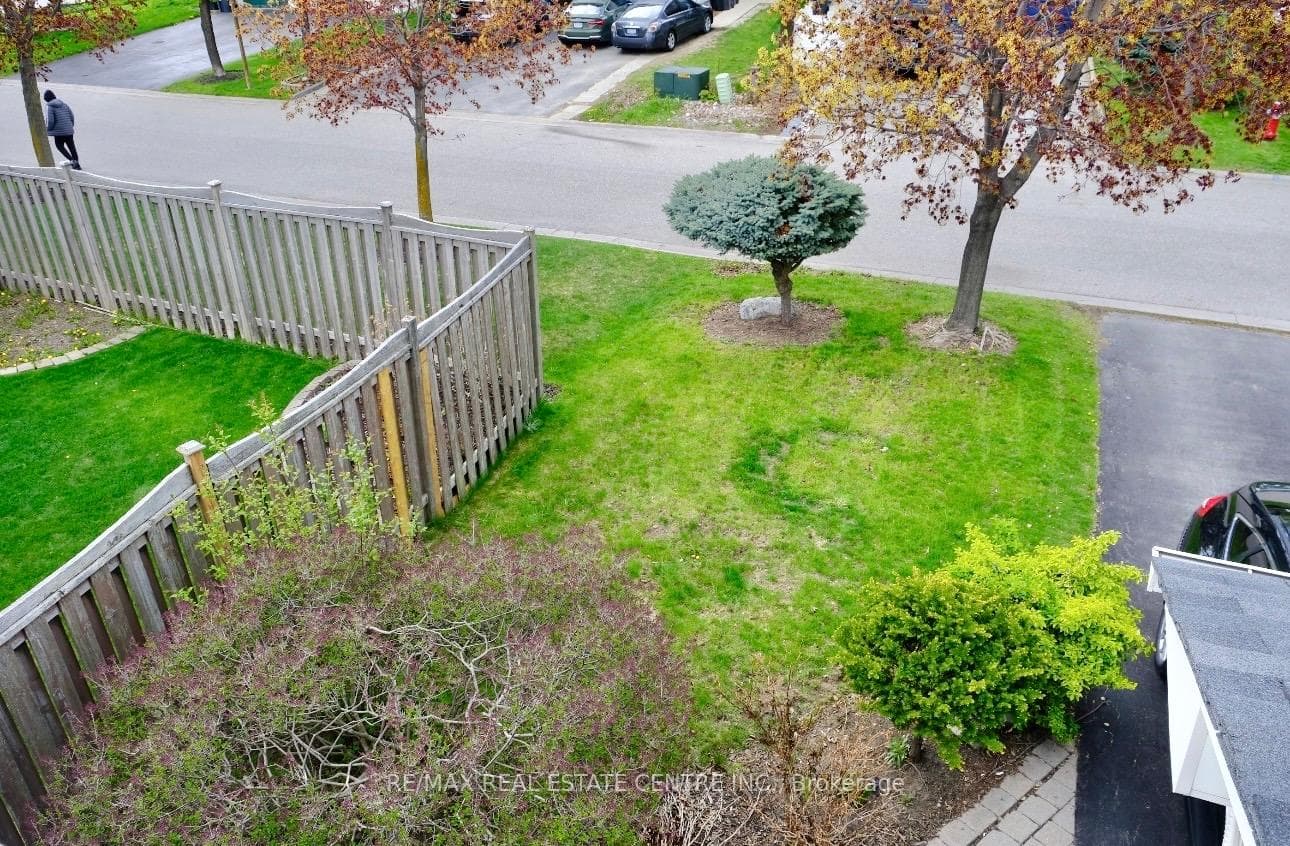 928 Golden Farmer Way photo 3