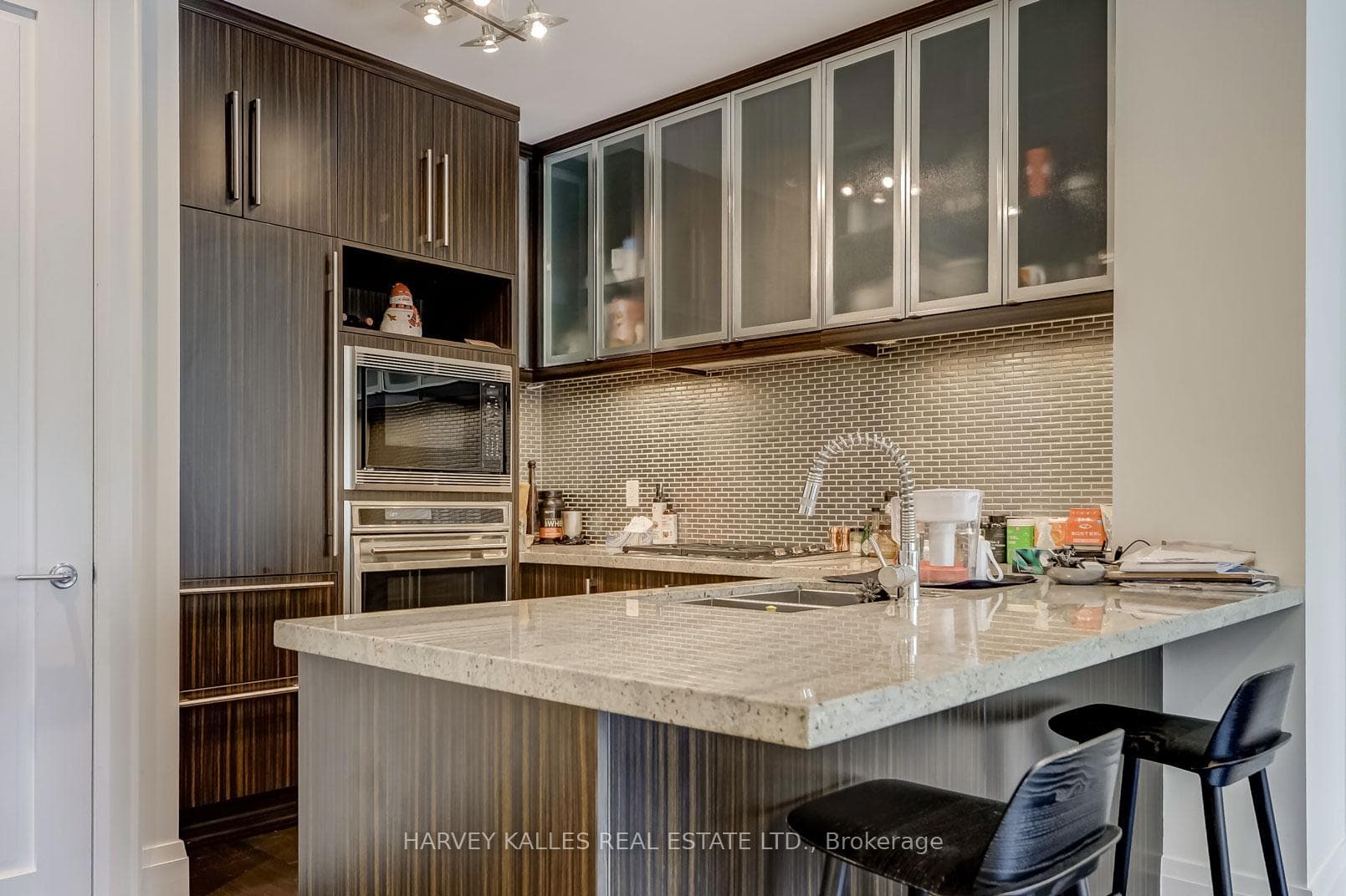 80 Yorkville Avenue Unit 501 photo 19