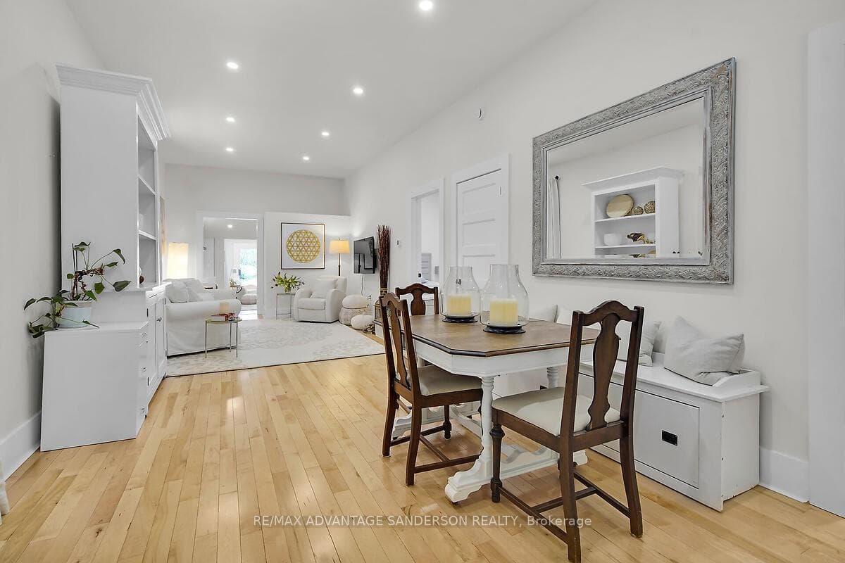 324 Cheapside Street photo 11