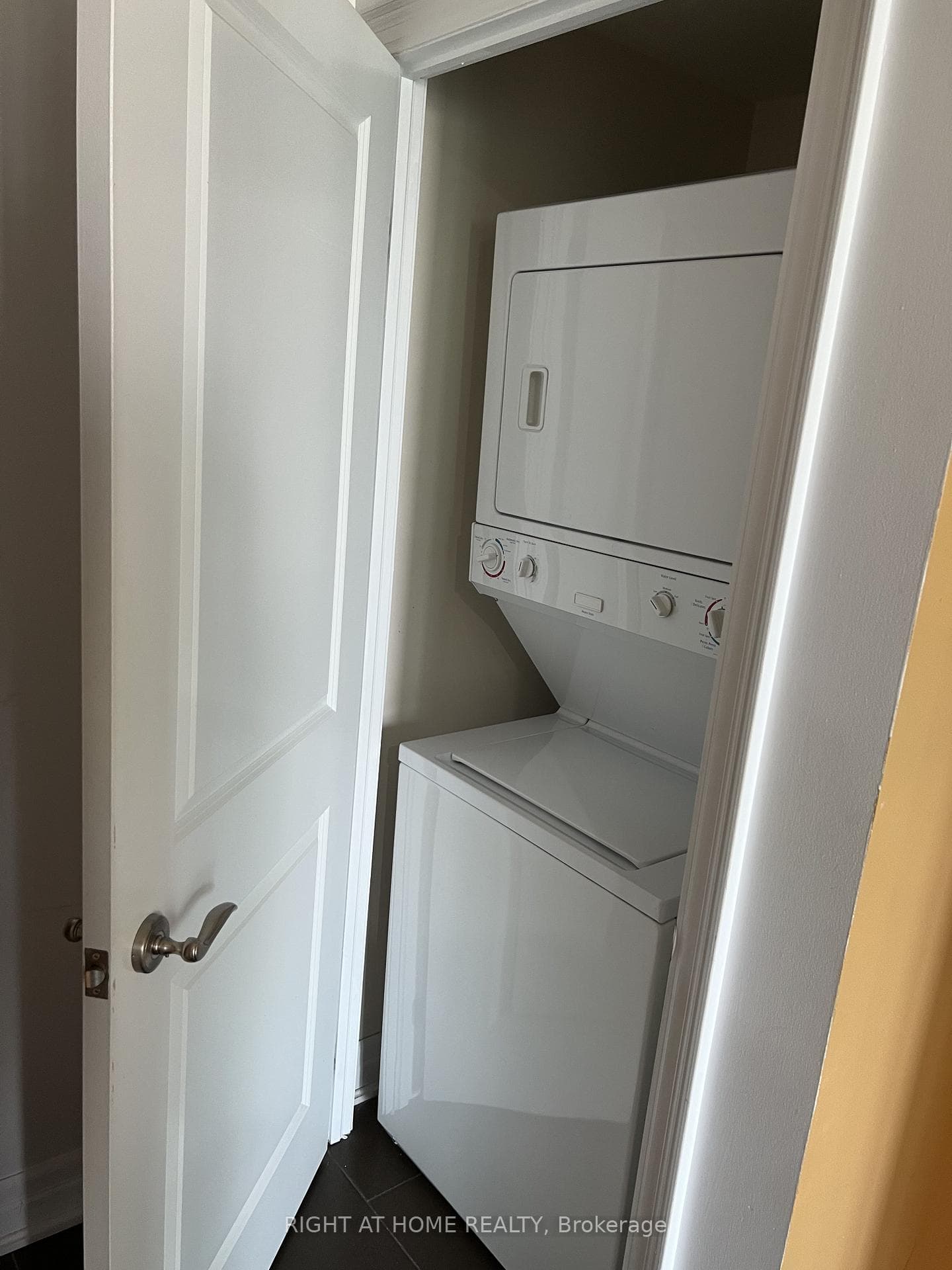 100 John Street Unit 2401 photo 22