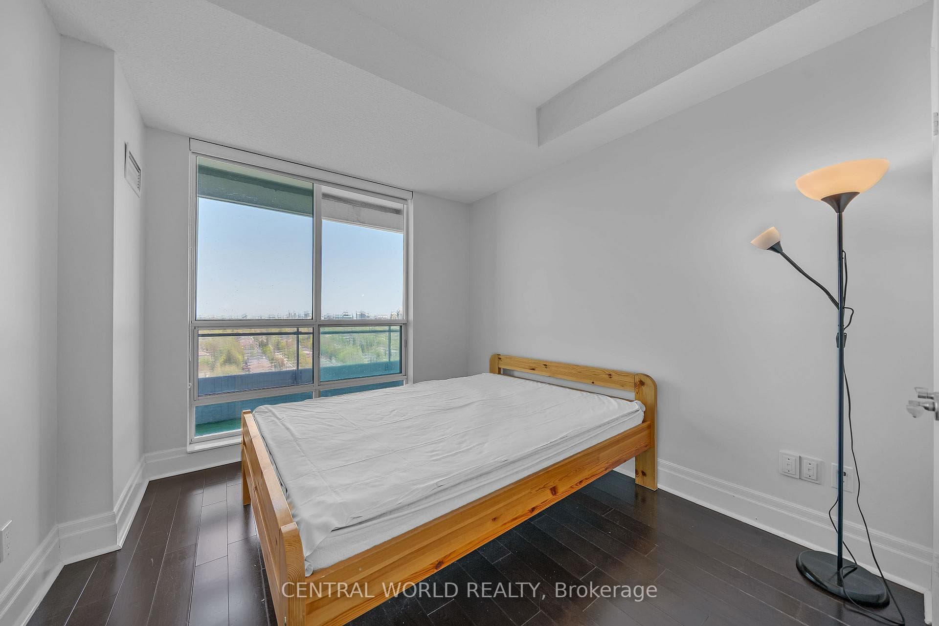 188 Doris Avenue Unit 2105 photo 18