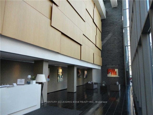 33 Charles Street Unit 3707 photo 3