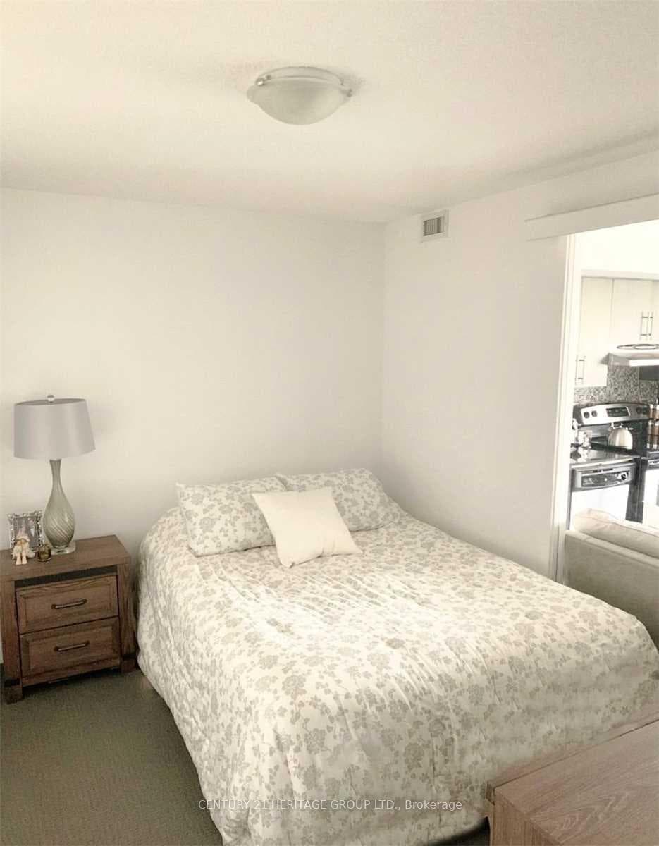 120 Dallimore Circle Unit 317 photo 8