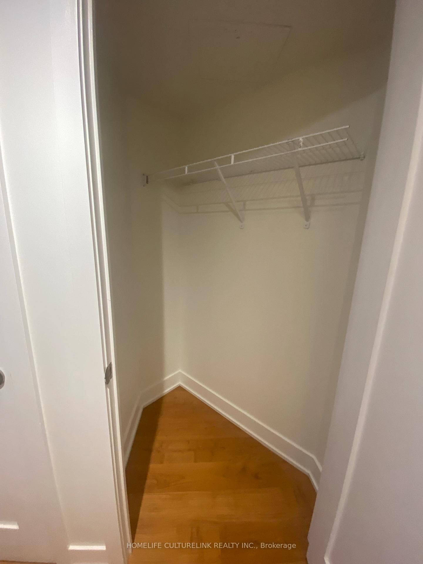 20 Blue Jays Way Unit 1813 photo 7