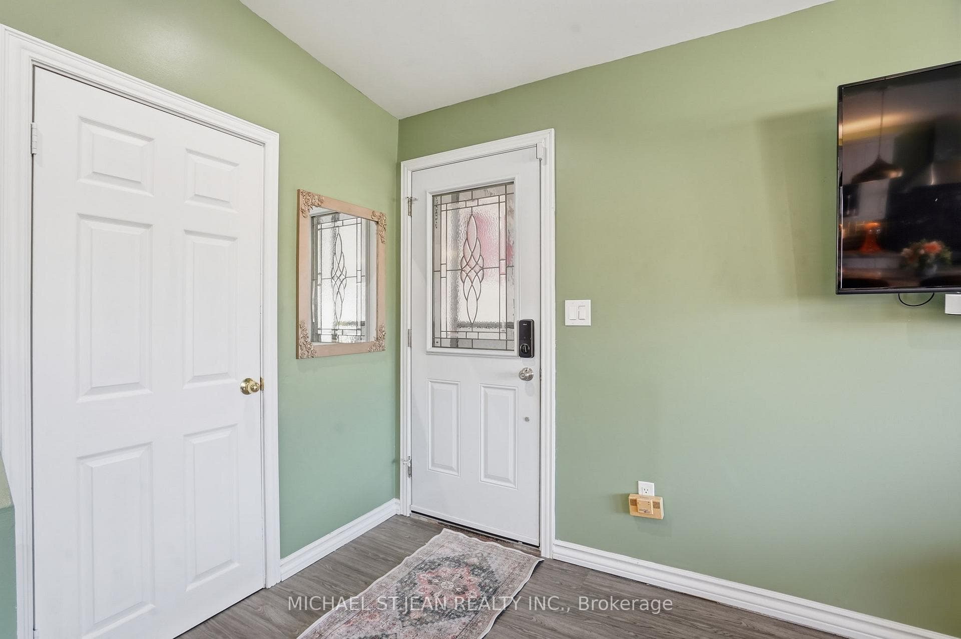 7 Rapallo Drive photo 5