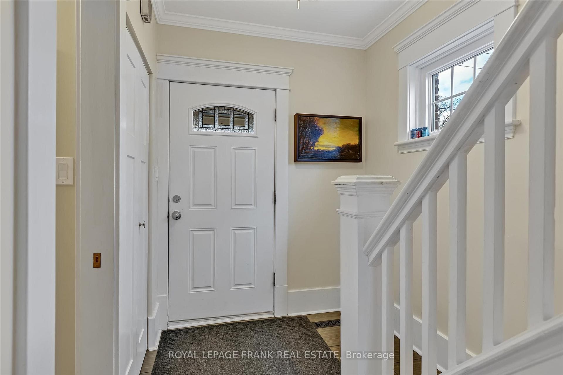589 Murray Street photo 5